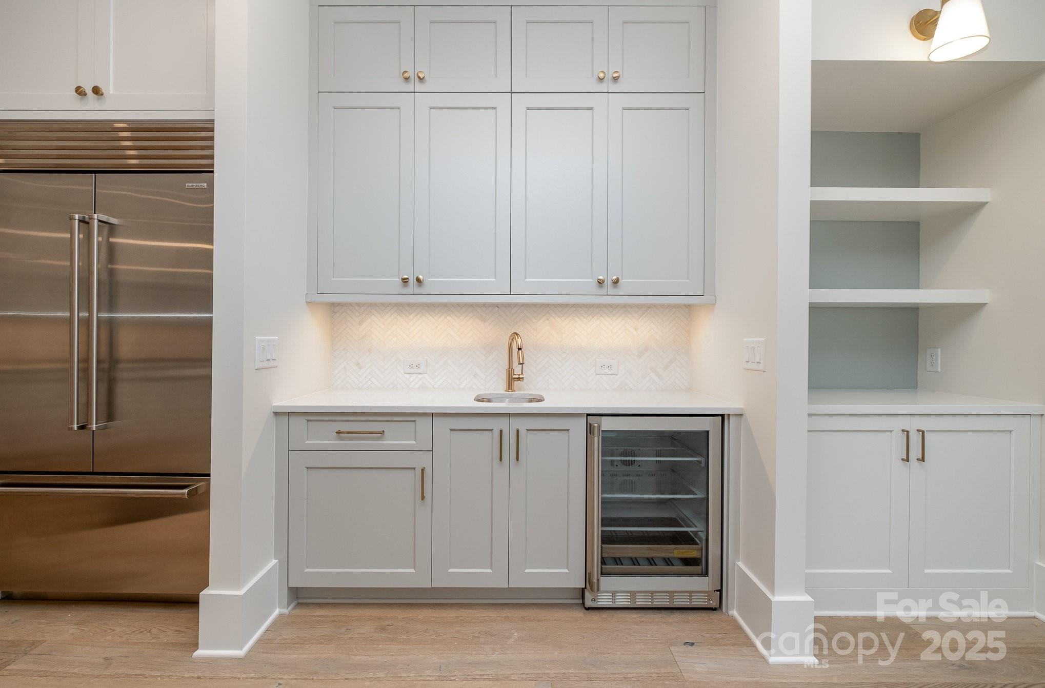2926 Sharon View Road Unit: A