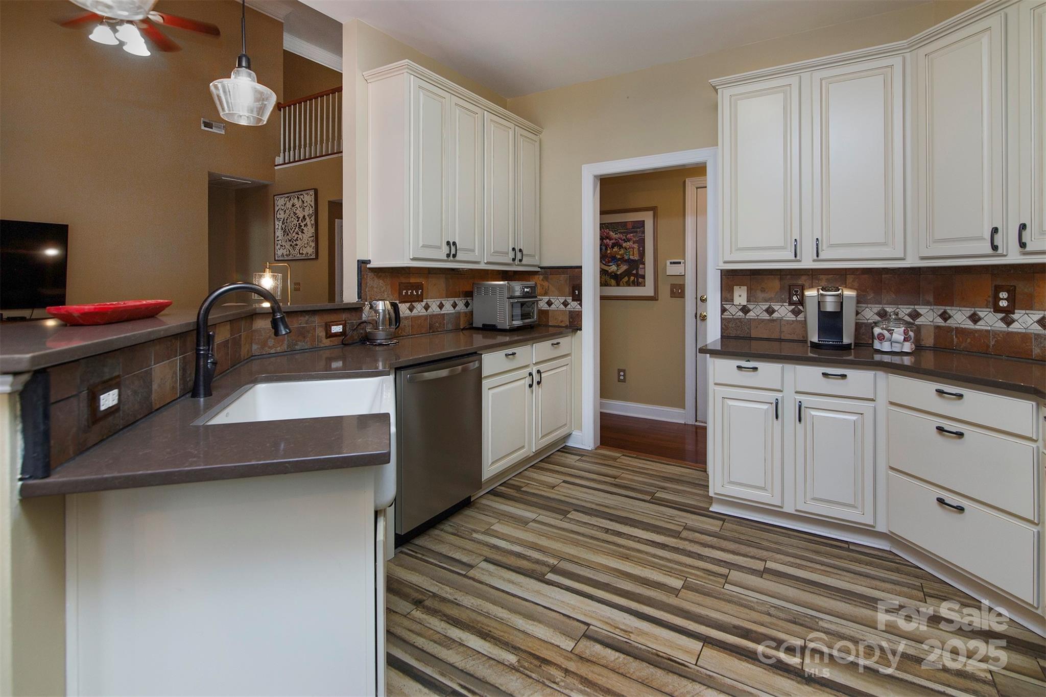212 Horn Tassel Court