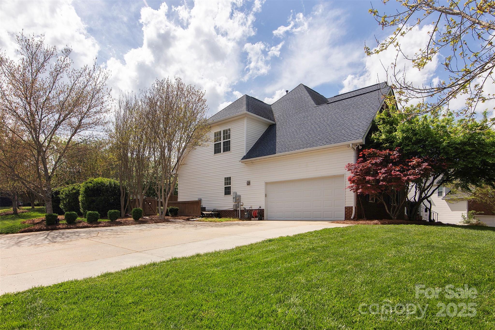 212 Horn Tassel Court
