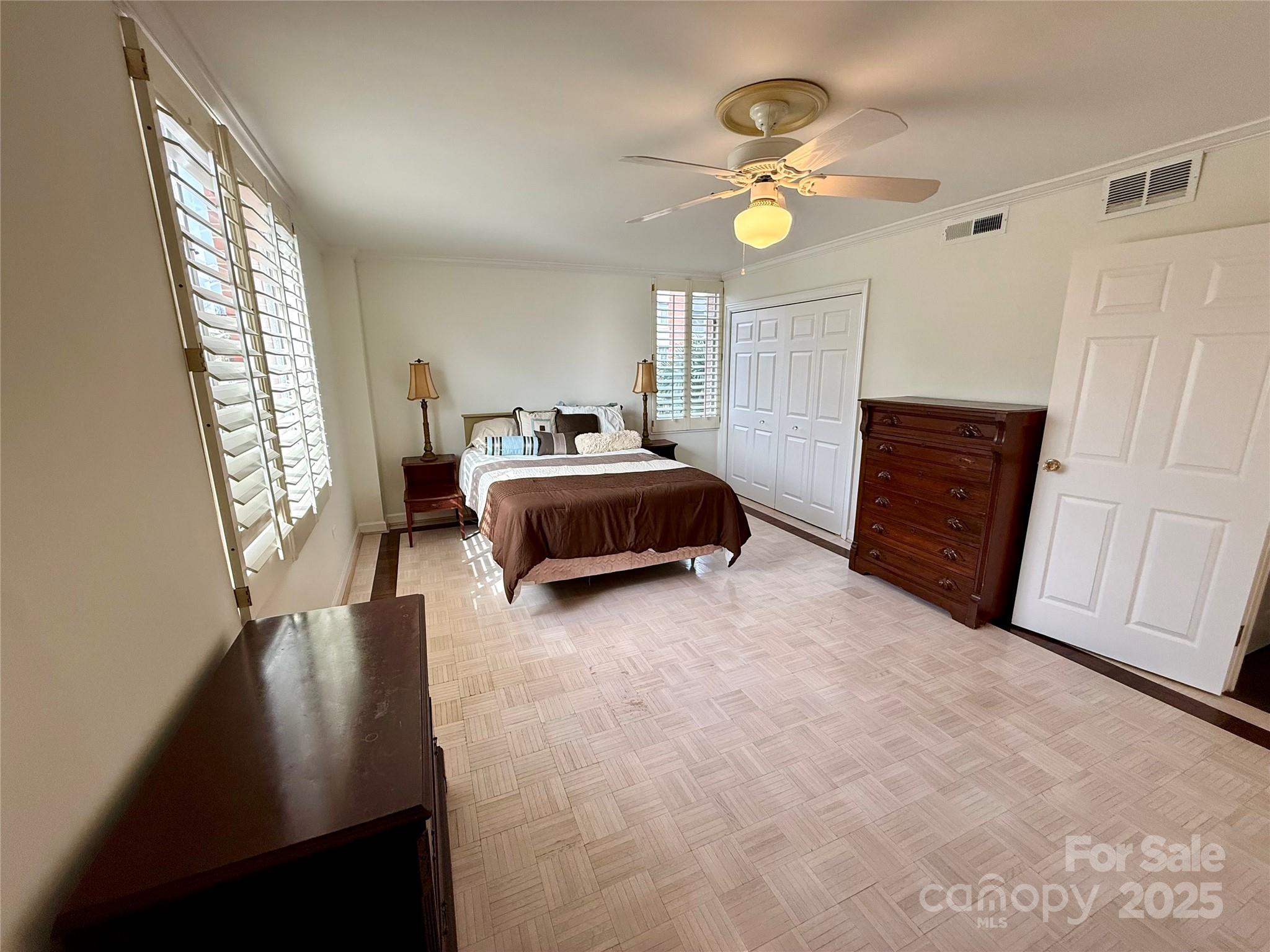 1300 Queens Road Unit: 210