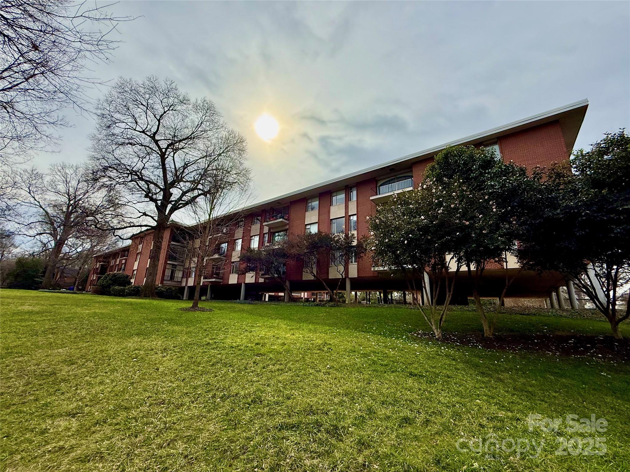1300 Queens Road Unit: 210