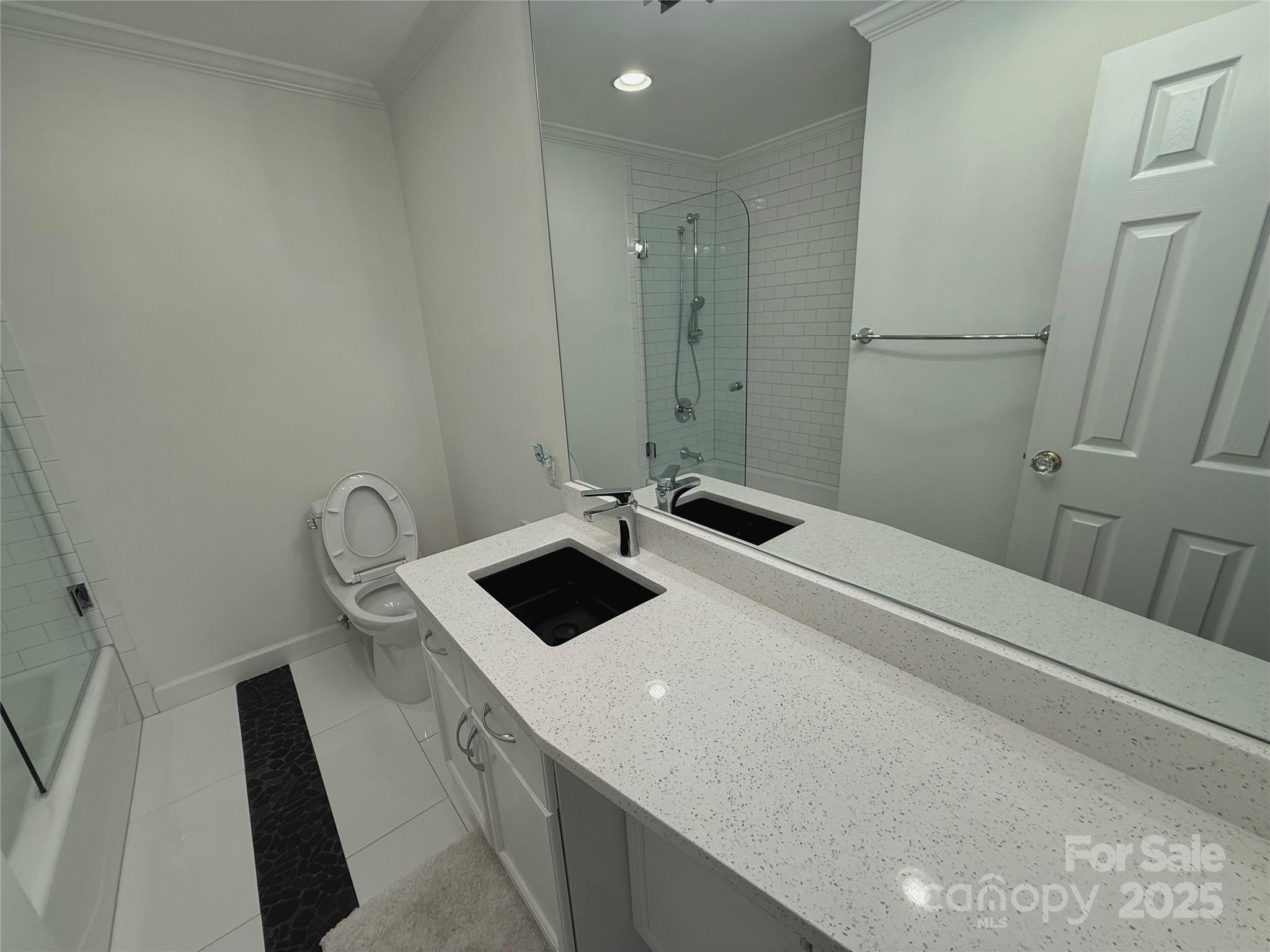 1300 Queens Road Unit: 210