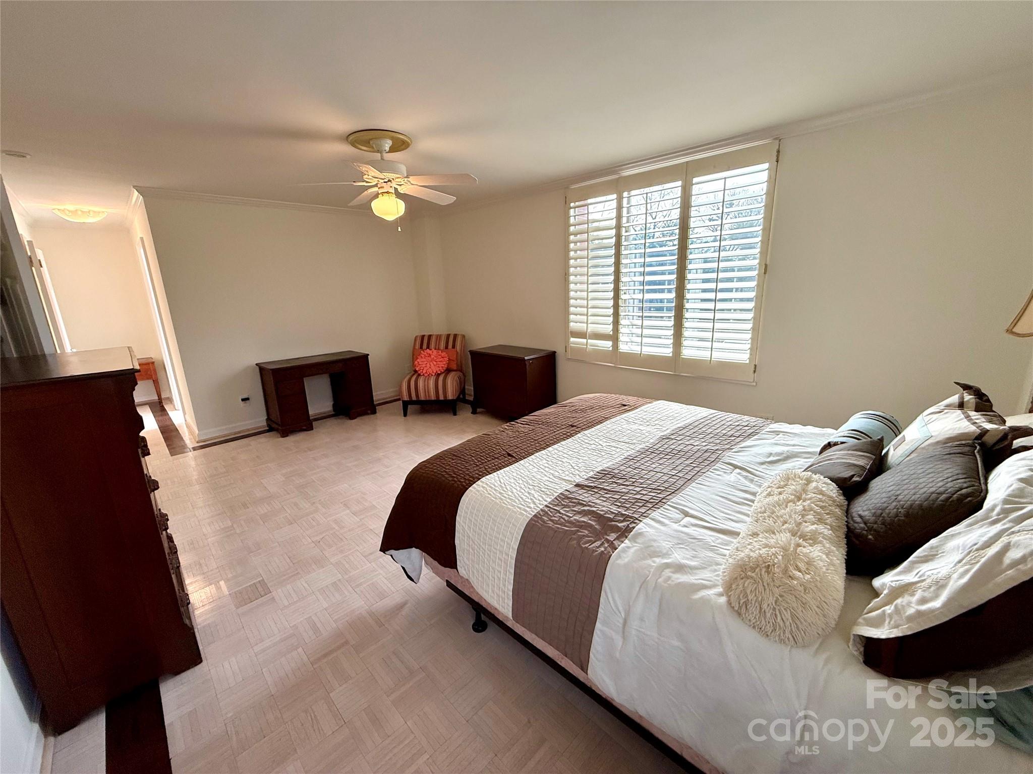 1300 Queens Road Unit: 210