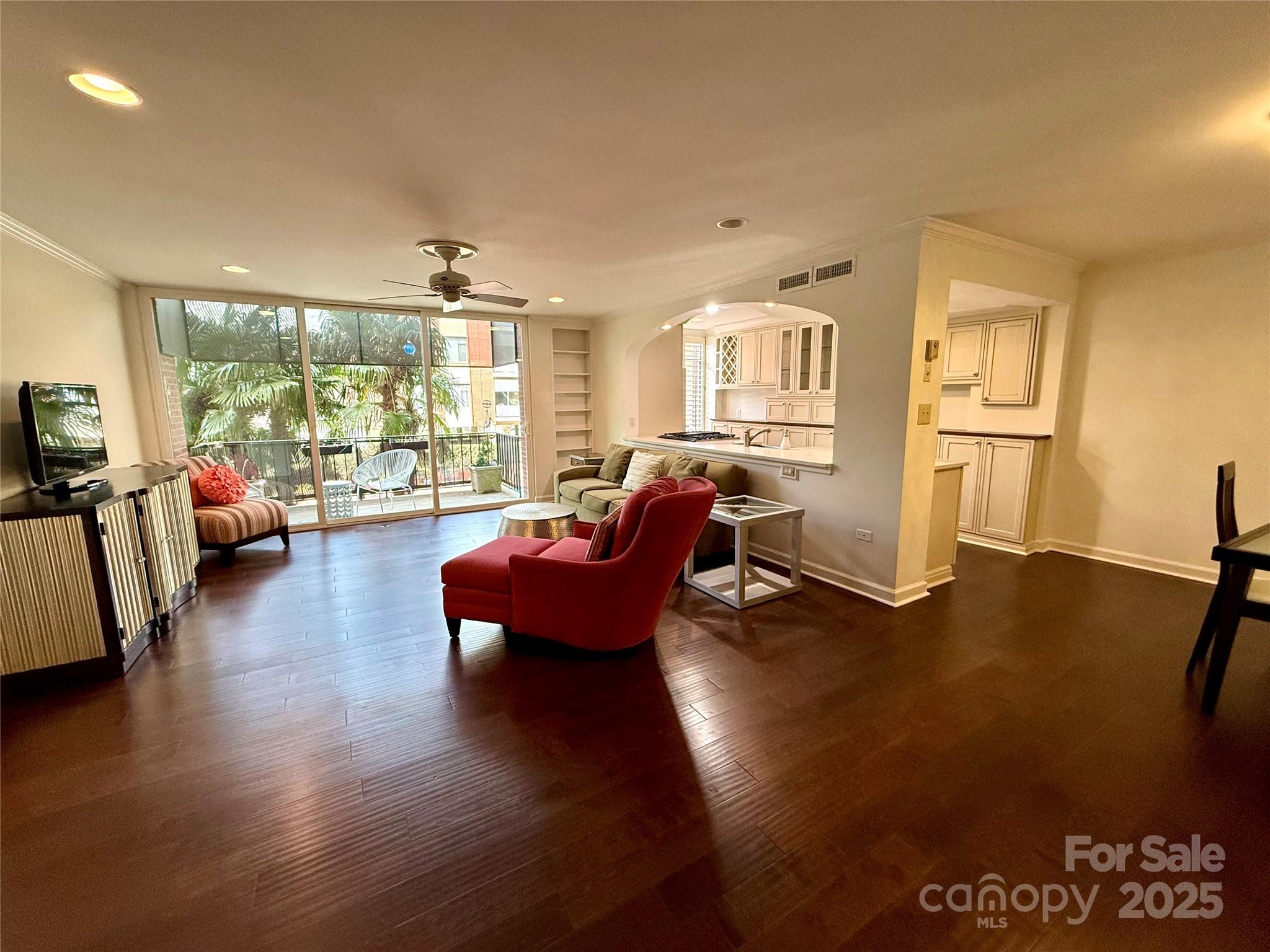 1300 Queens Road Unit: 210