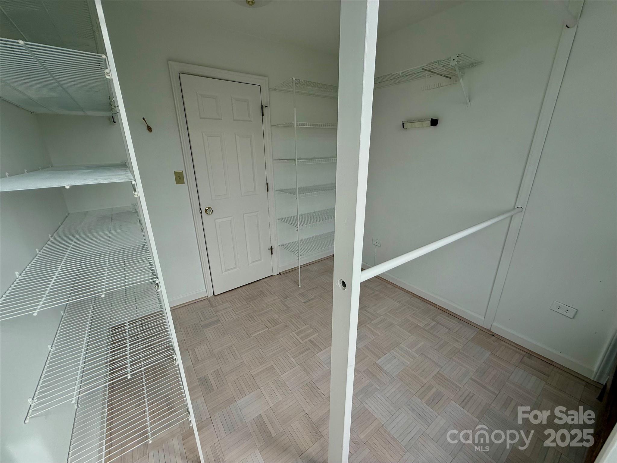 1300 Queens Road Unit: 210