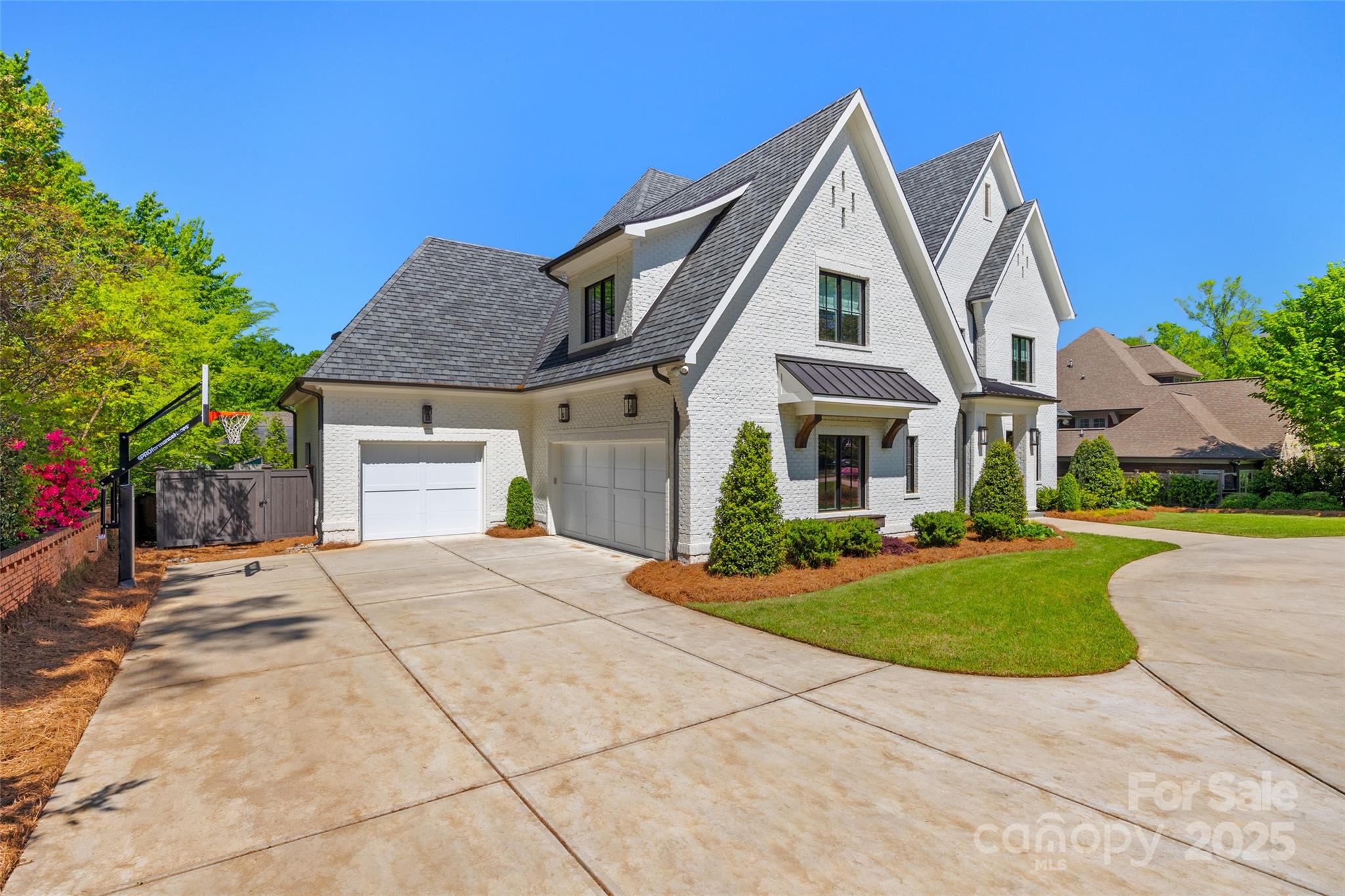 1976 Ferncliff Road