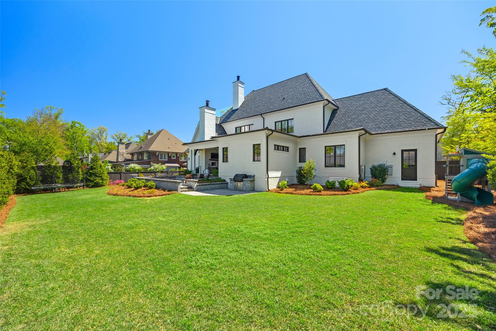 1976 Ferncliff Road
