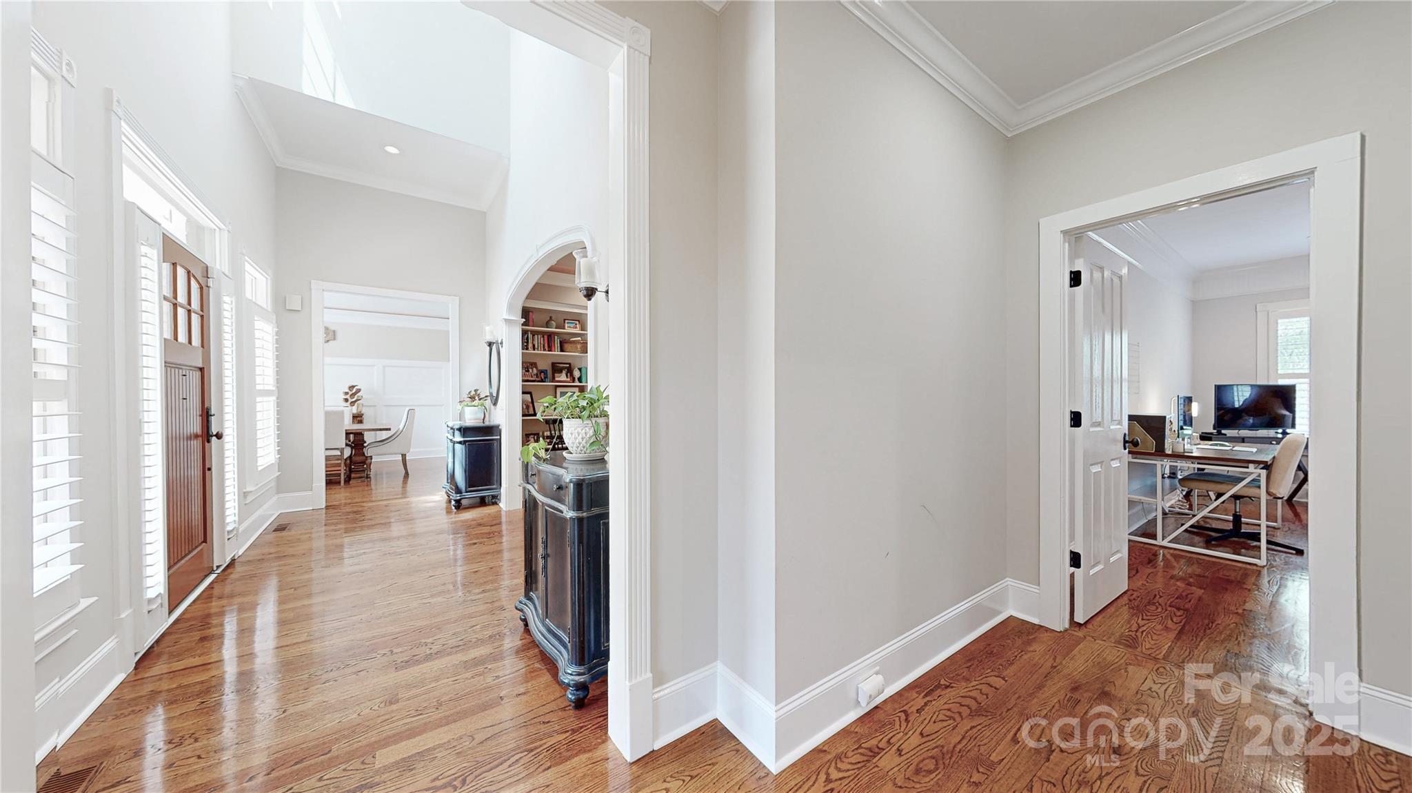 305 Caledonia Way