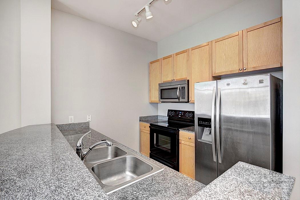 115 E Park Avenue Unit: 312