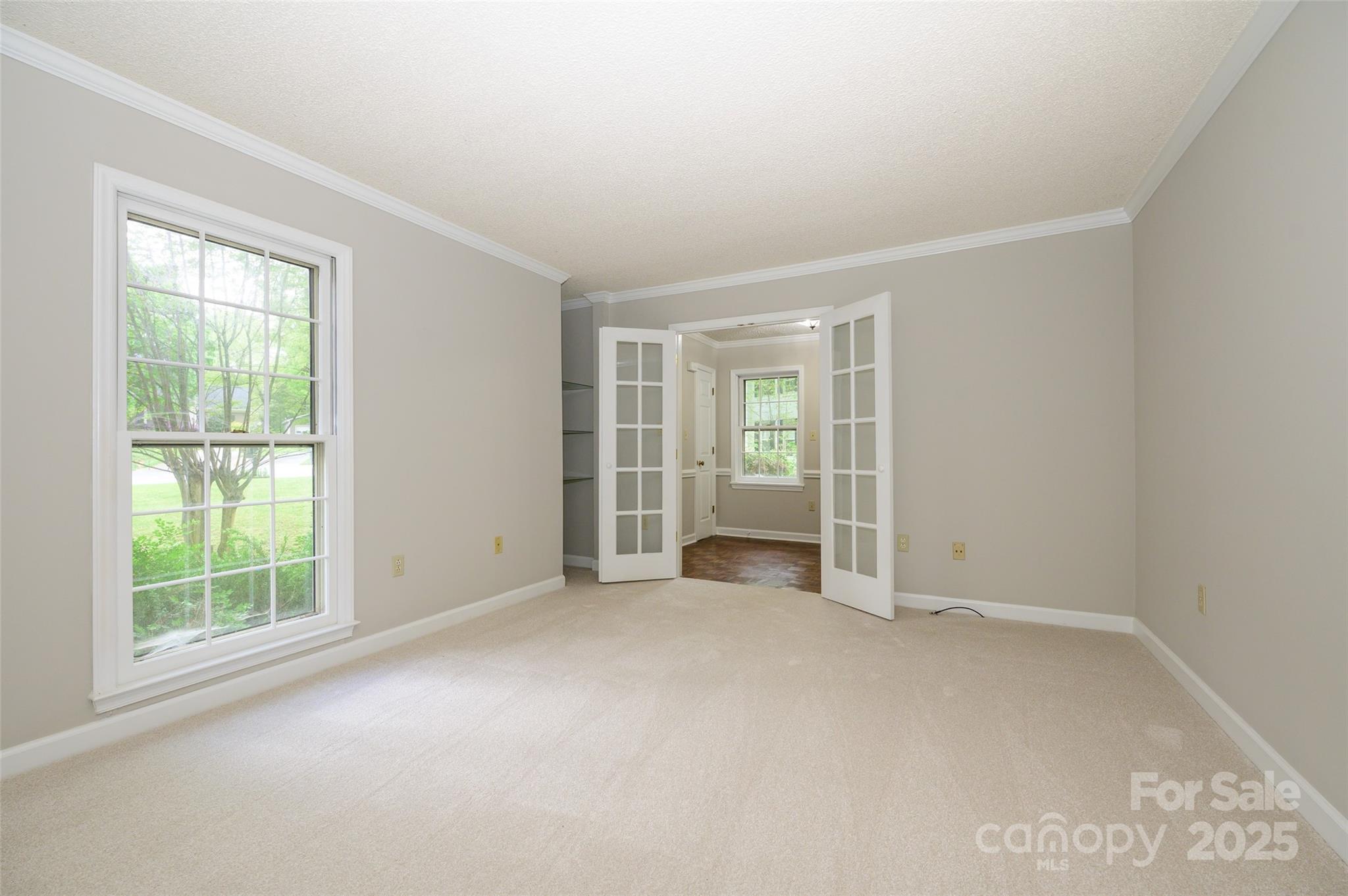 3005 Kenninghall Court