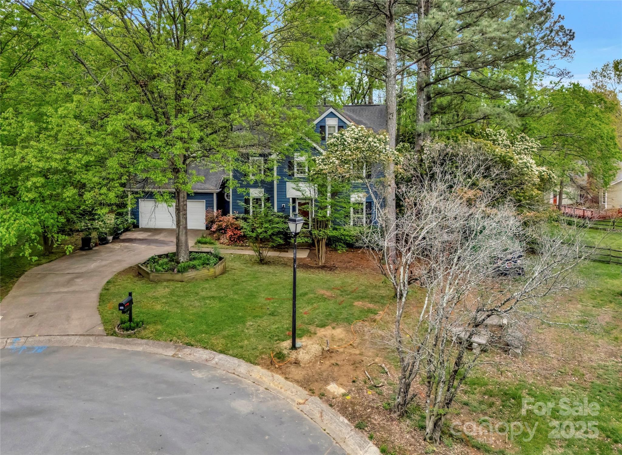 3005 Kenninghall Court