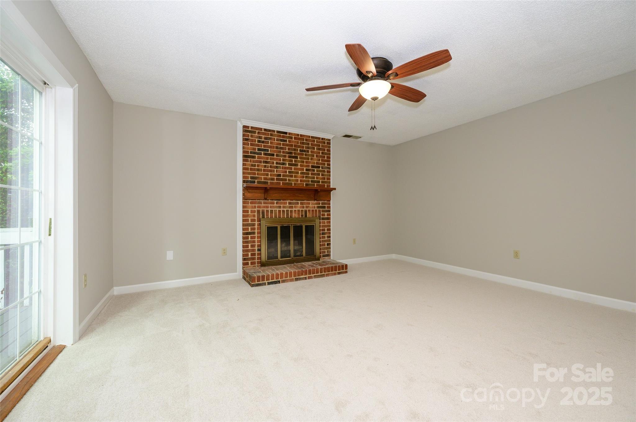 3005 Kenninghall Court