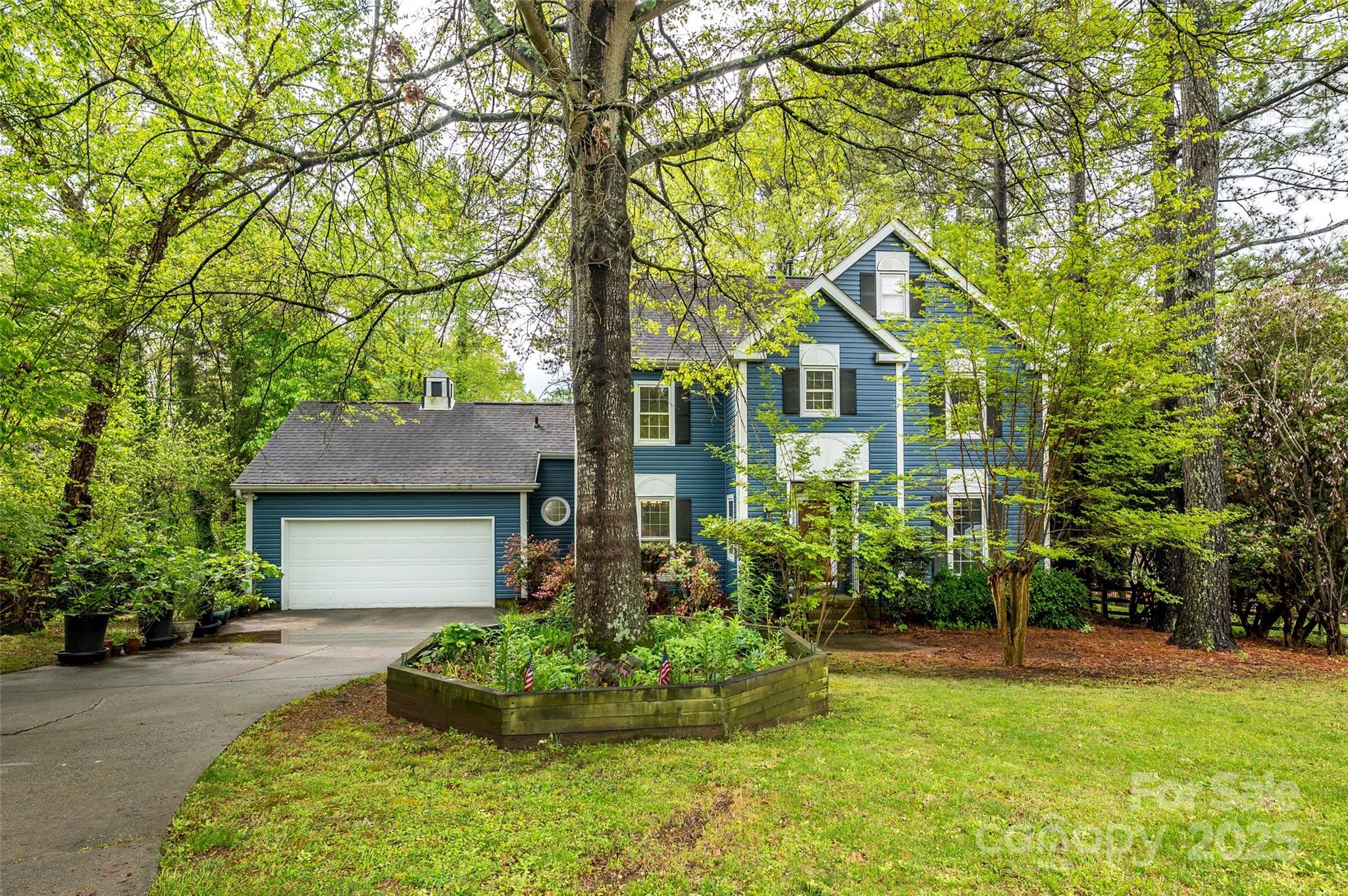 3005 Kenninghall Court