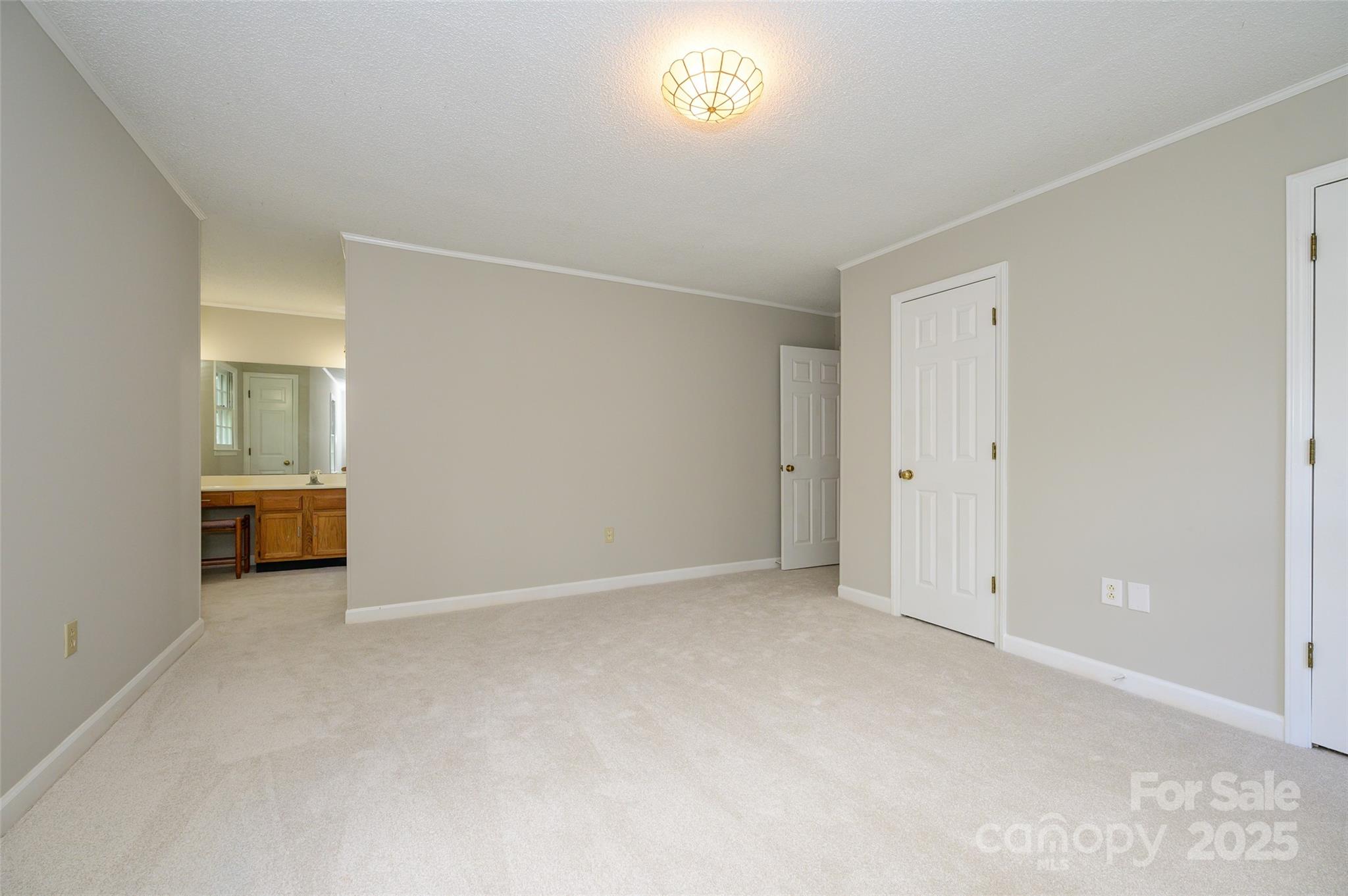 3005 Kenninghall Court