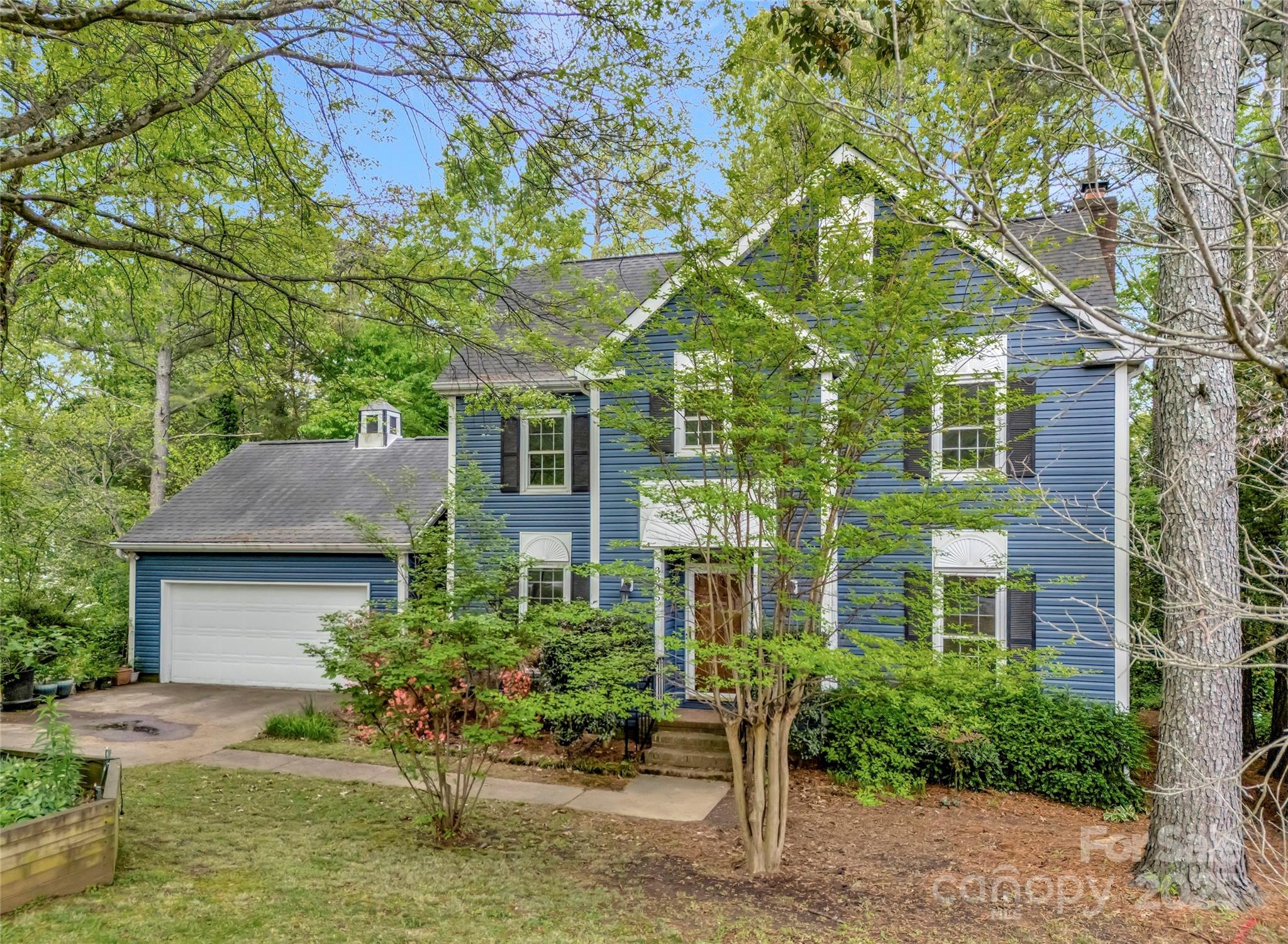 3005 Kenninghall Court
