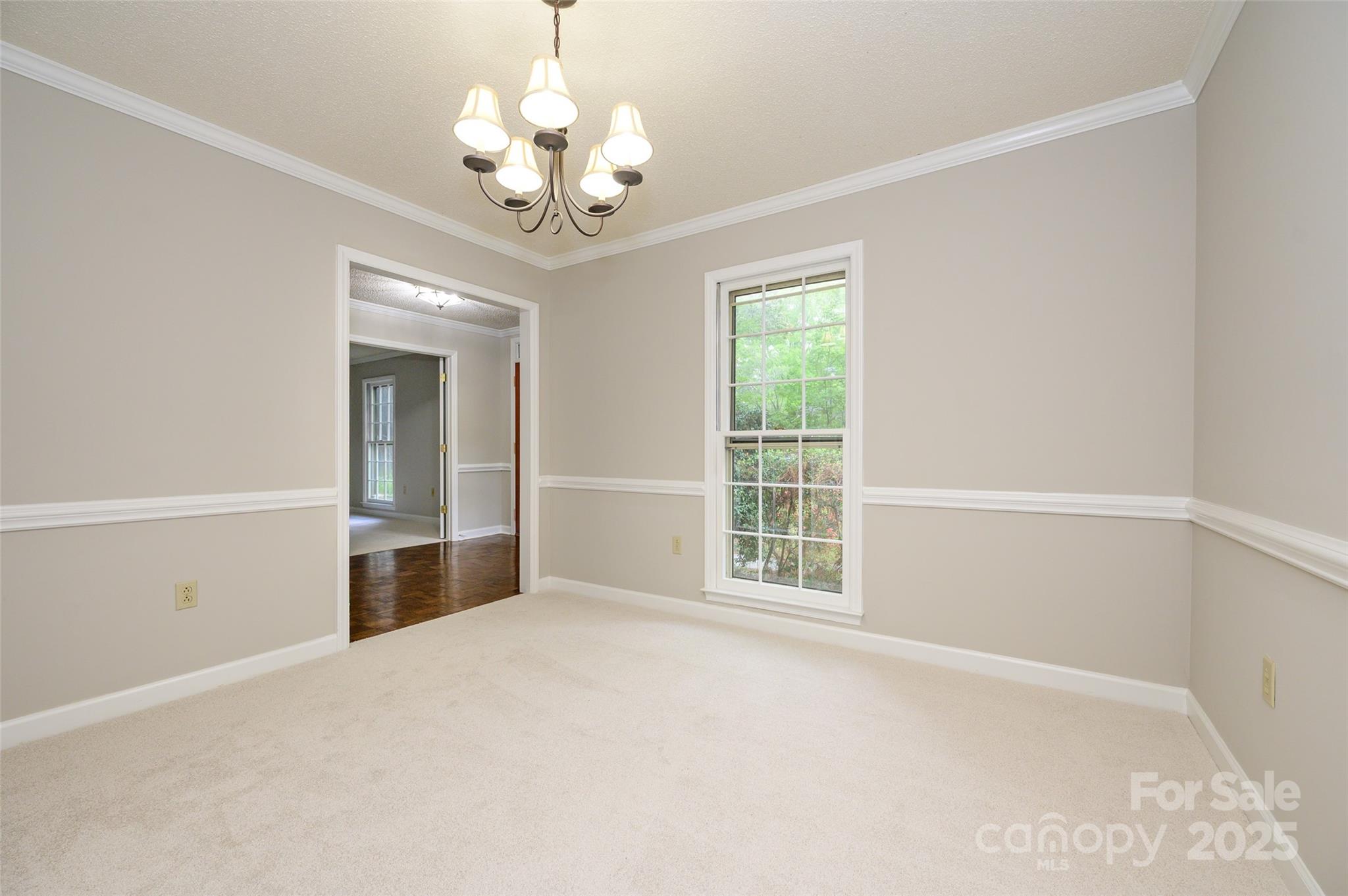 3005 Kenninghall Court