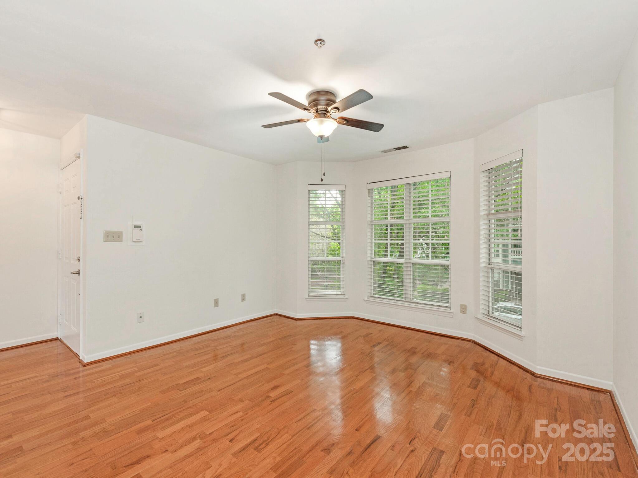 415 Mather Green Avenue Unit: I