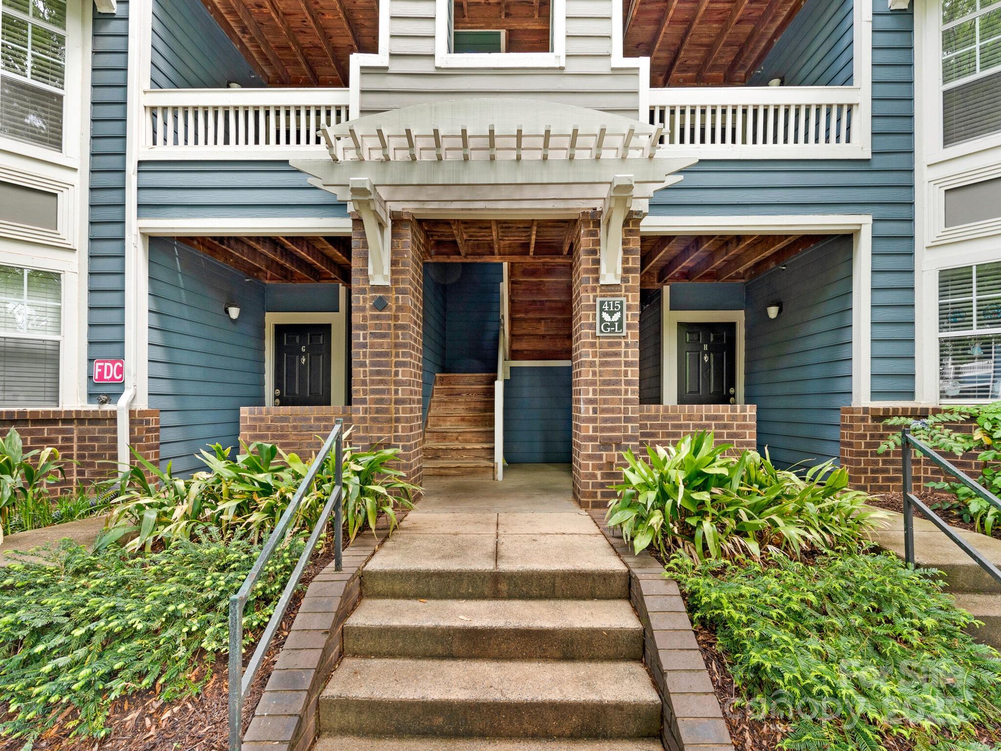 415 Mather Green Avenue Unit: I