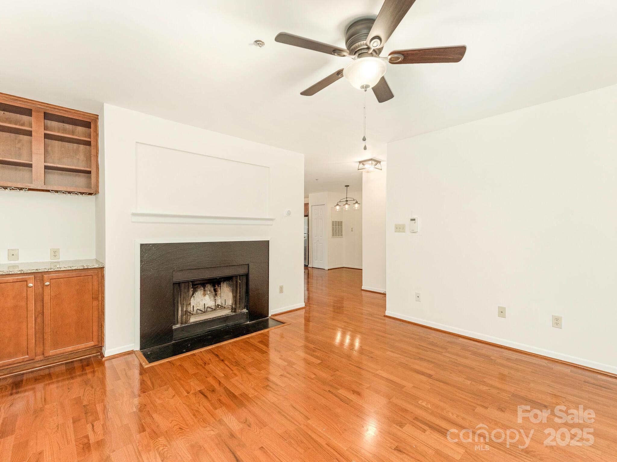 415 Mather Green Avenue Unit: I