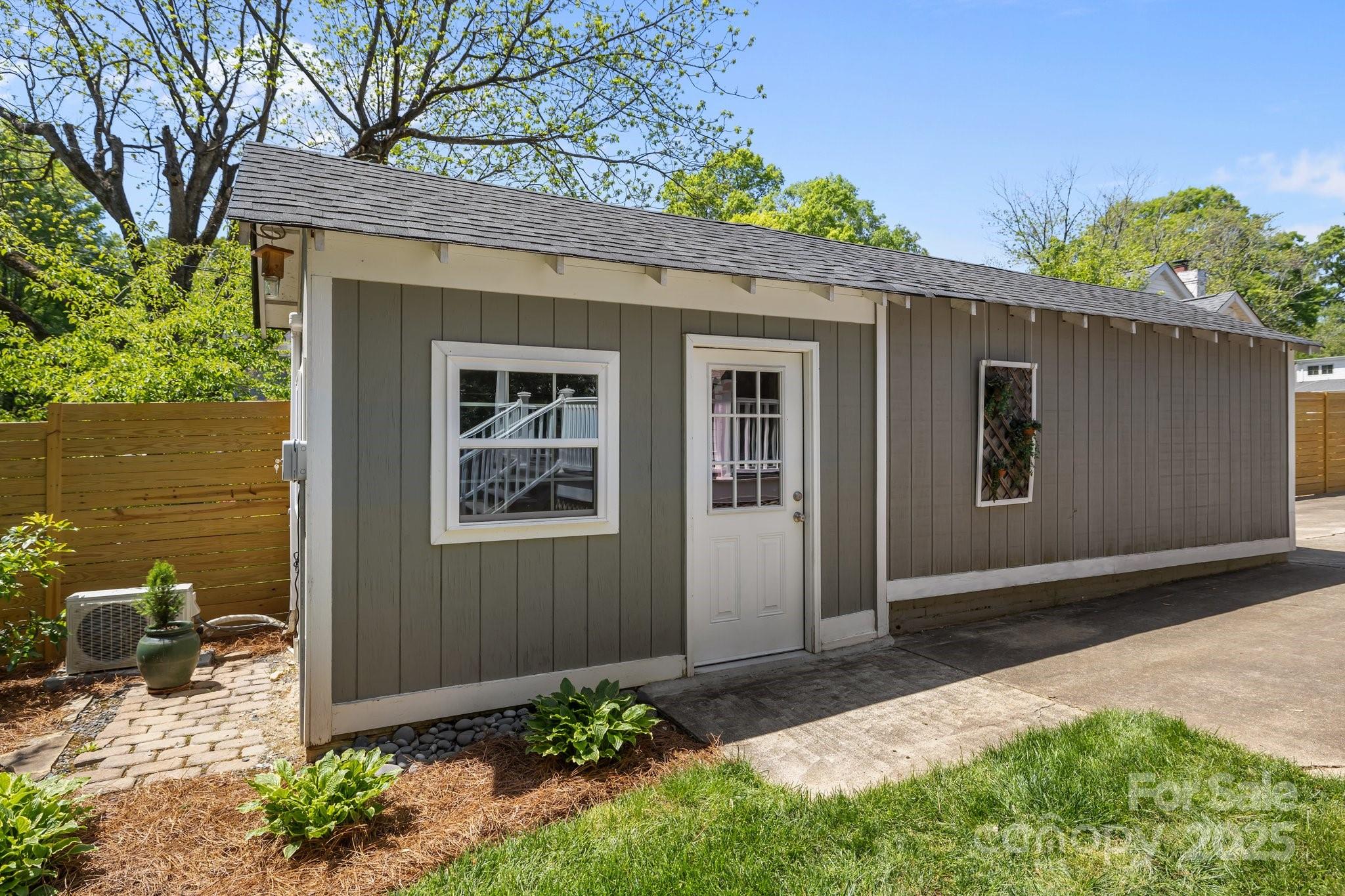 3019 Sunset Drive
