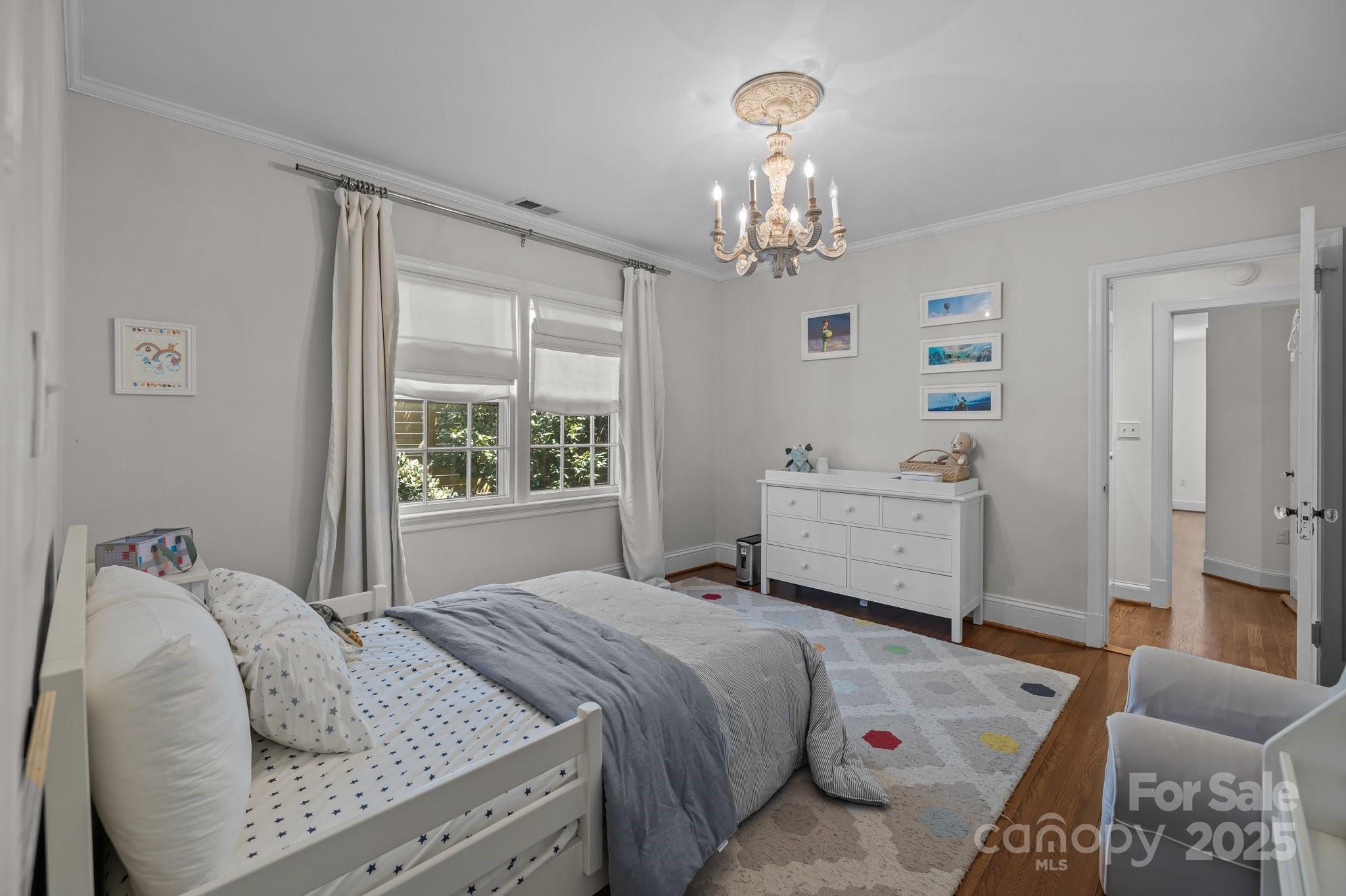 3019 Sunset Drive