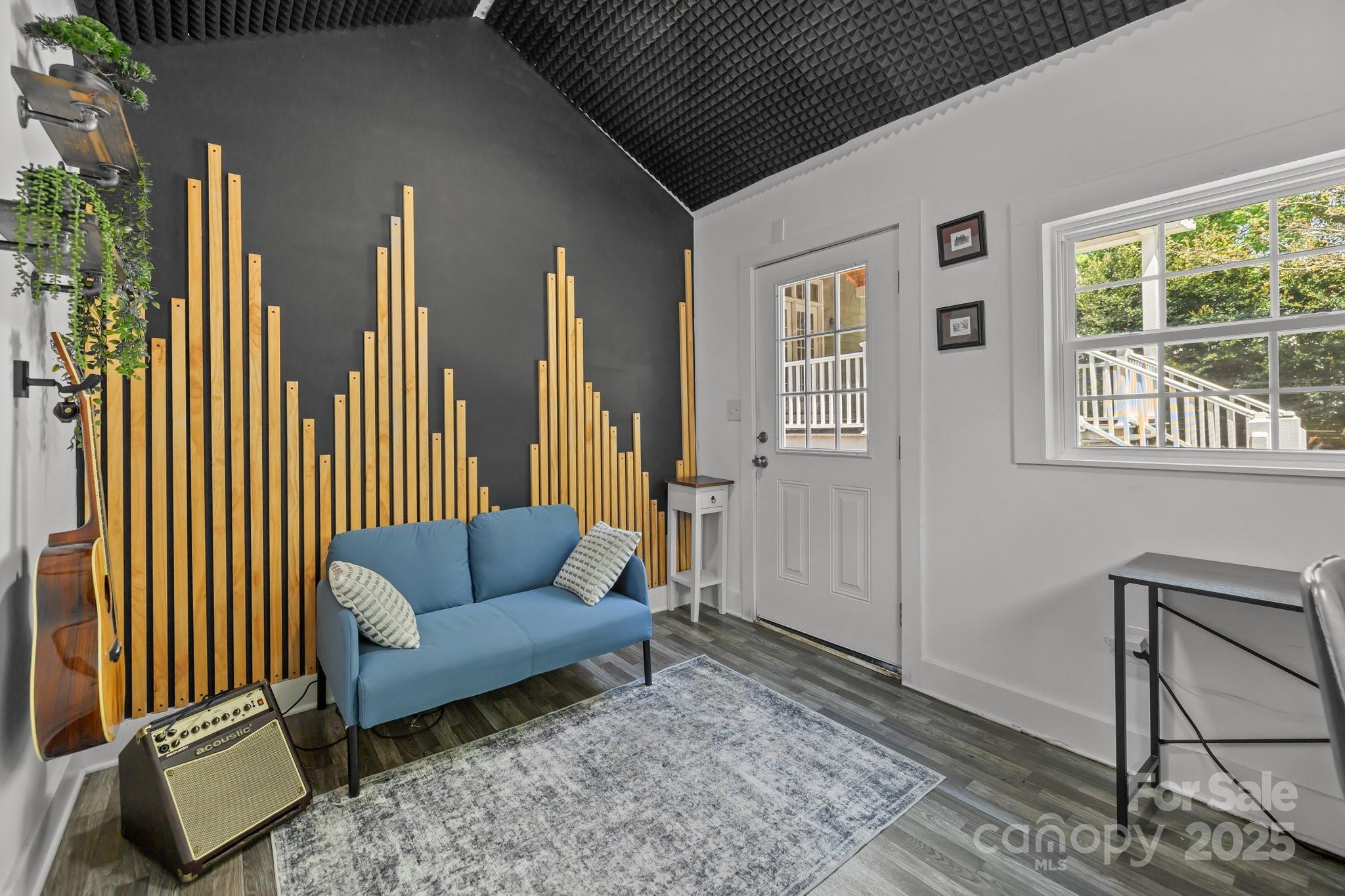 3019 Sunset Drive