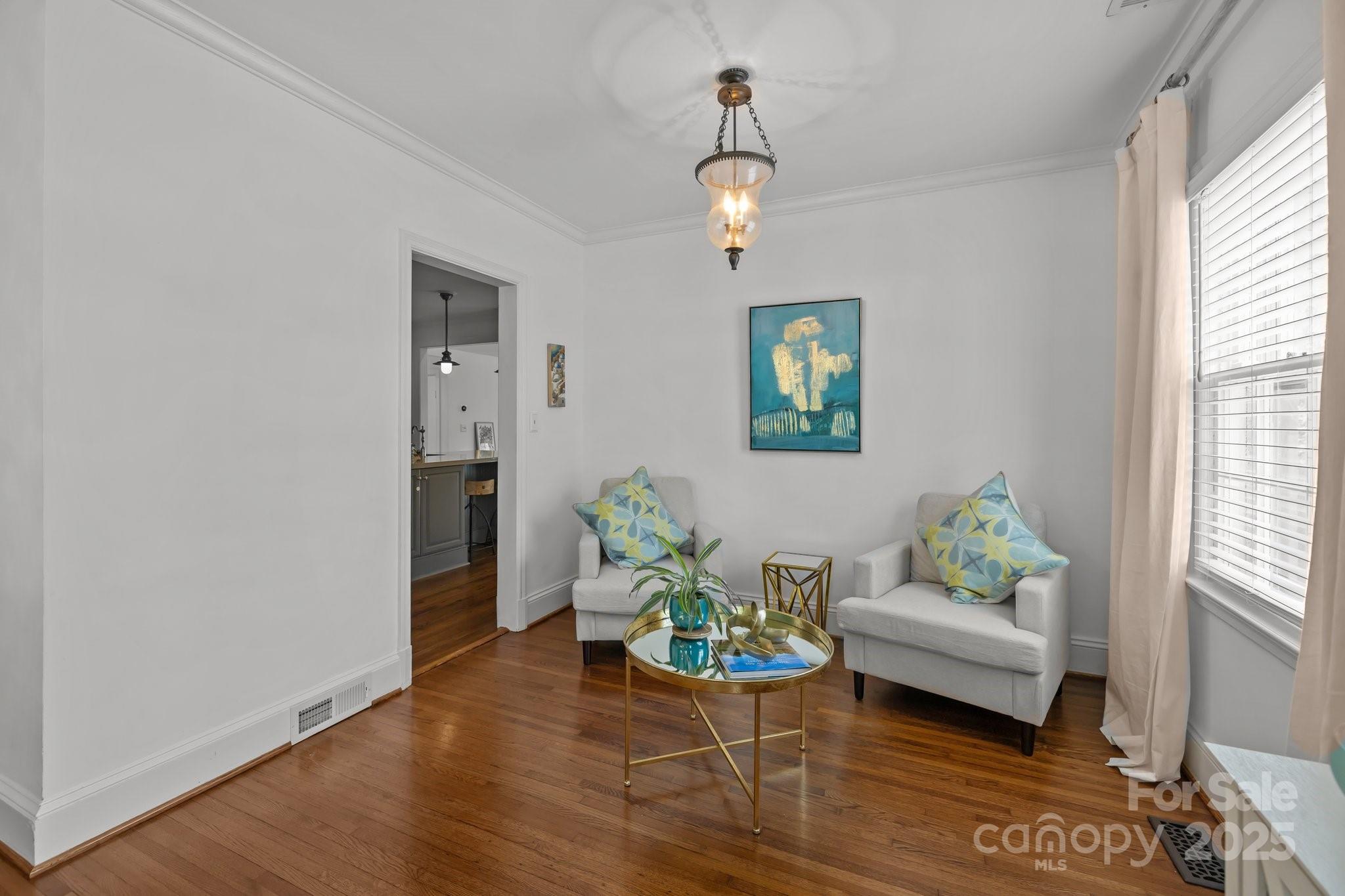3019 Sunset Drive