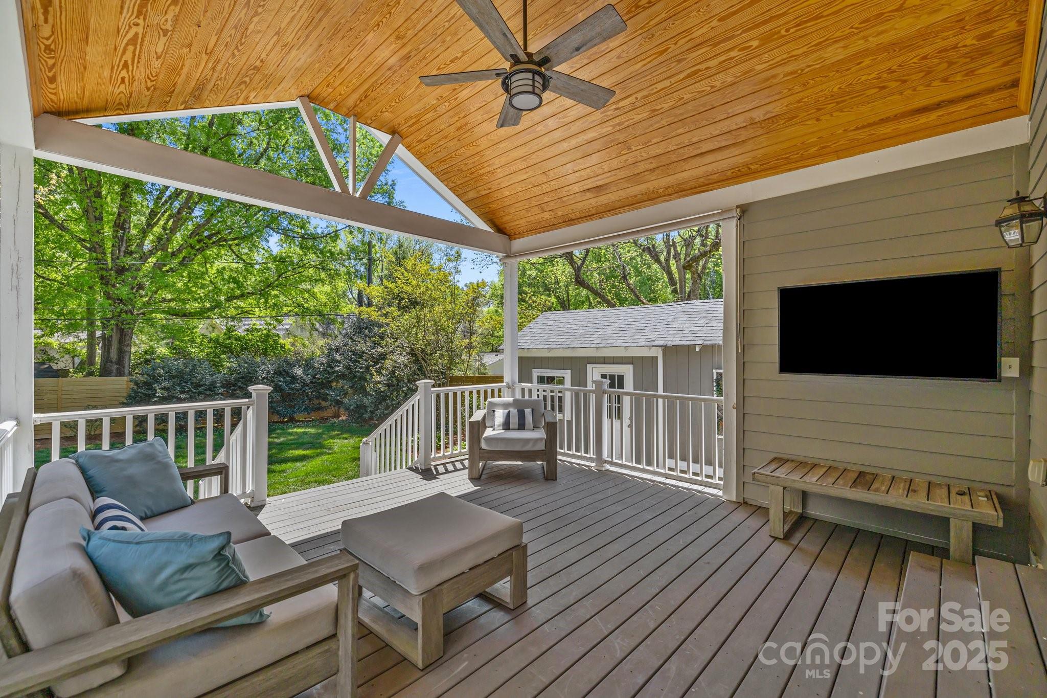3019 Sunset Drive