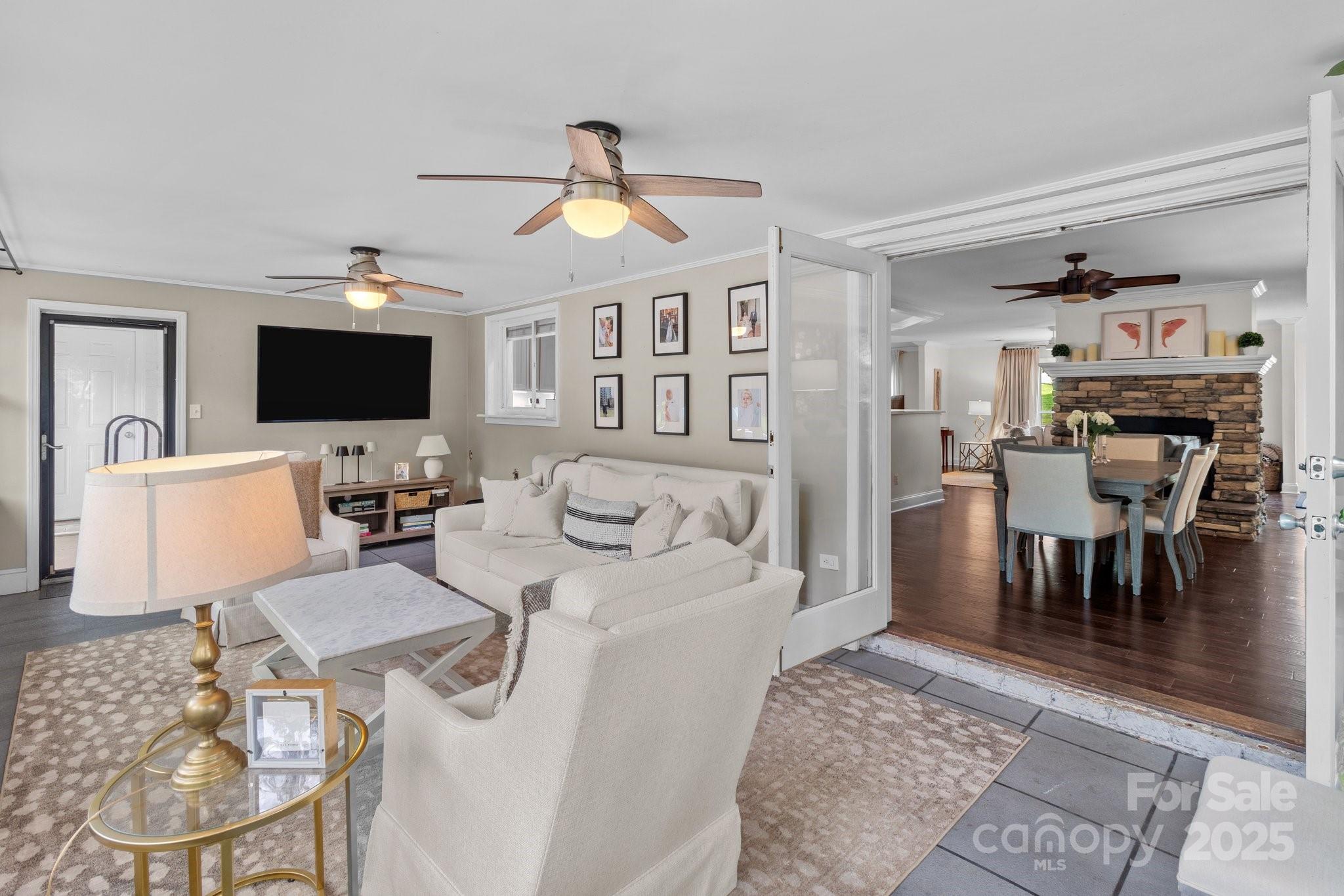 641 Charter Place