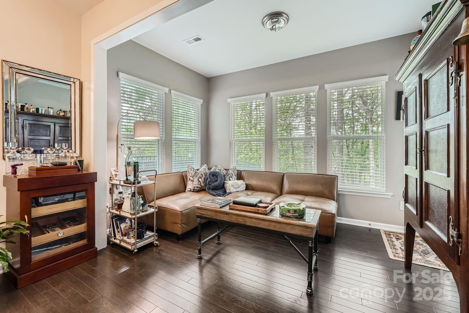 5150 Mount Clare Lane