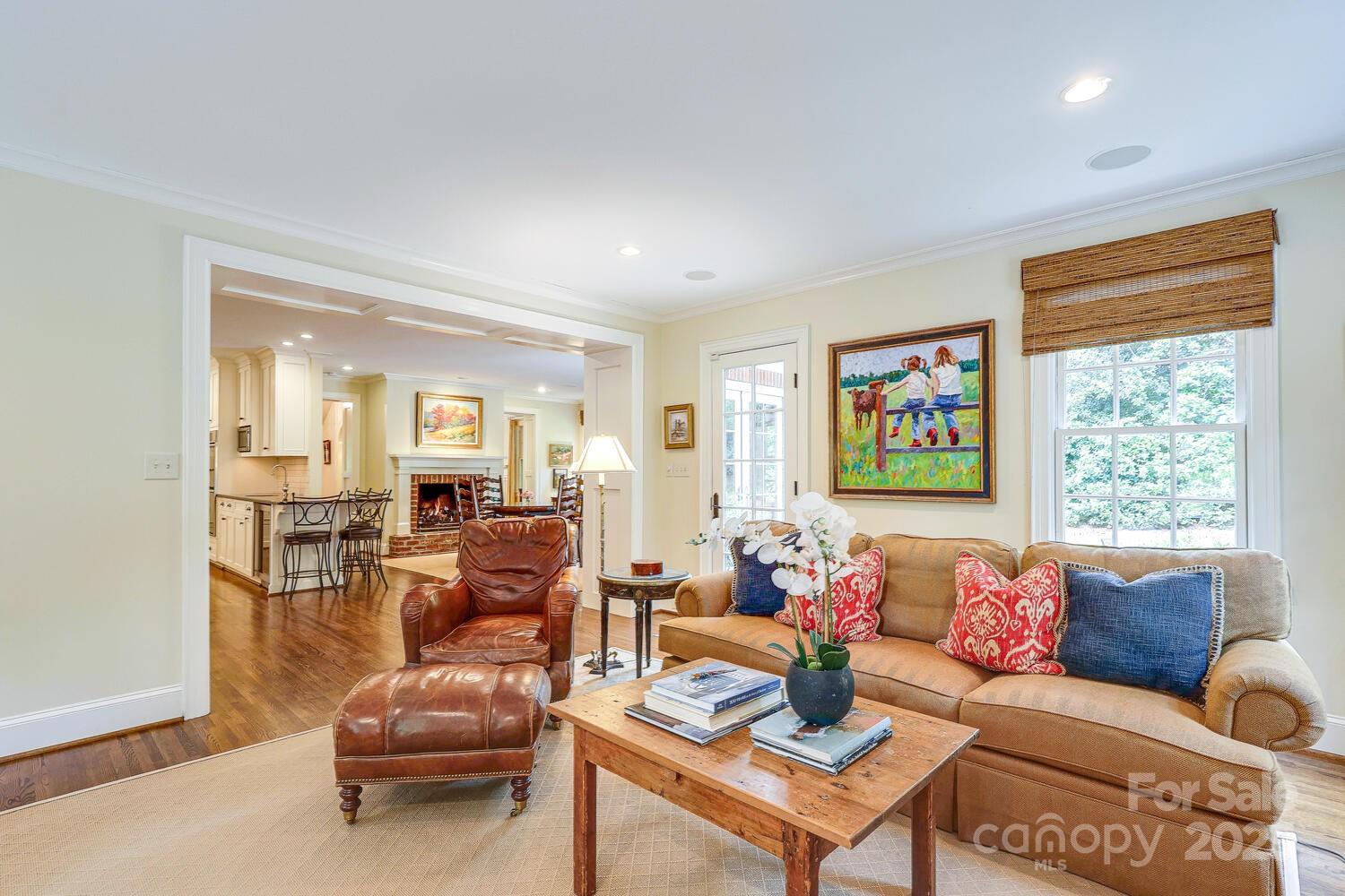 1943 S Wendover Road