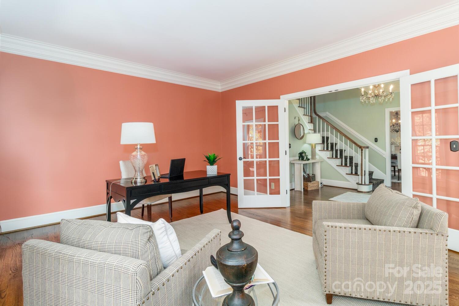 1233 Weymouth Lane