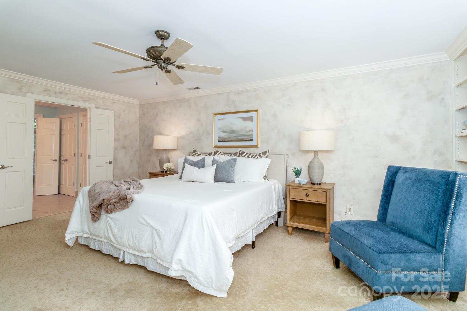1233 Weymouth Lane