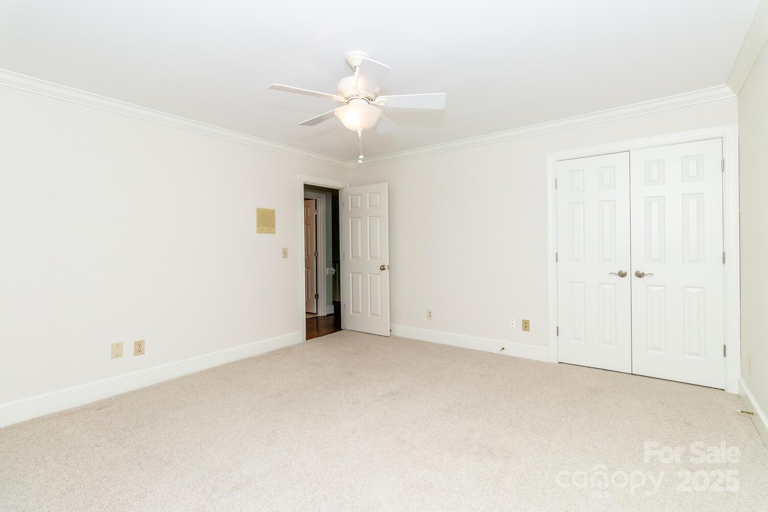 1233 Weymouth Lane
