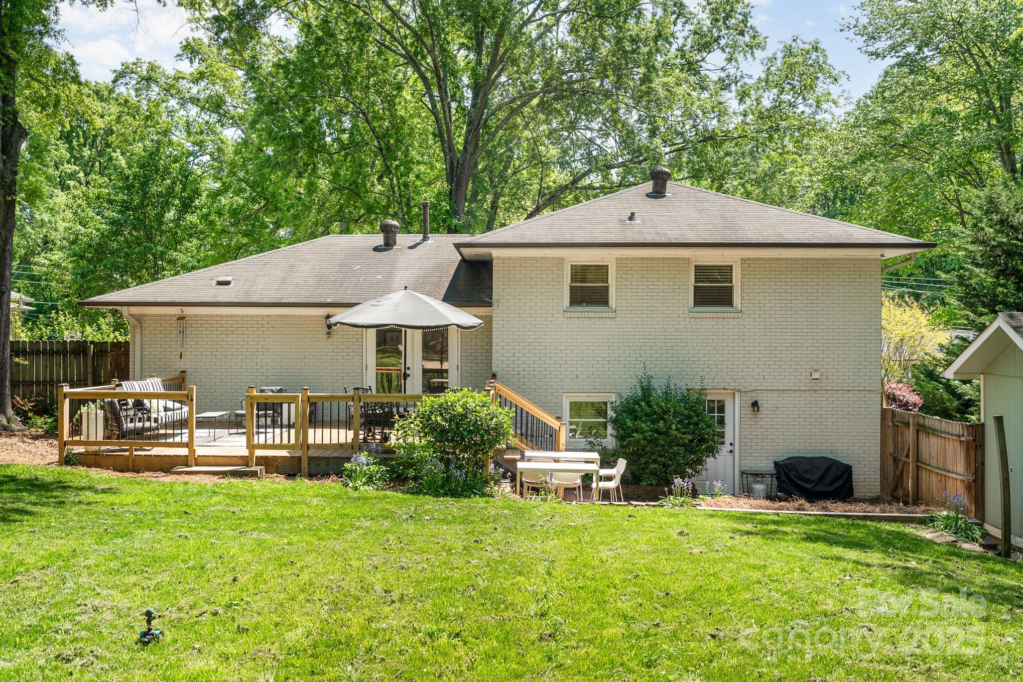 1043 Nancy Drive