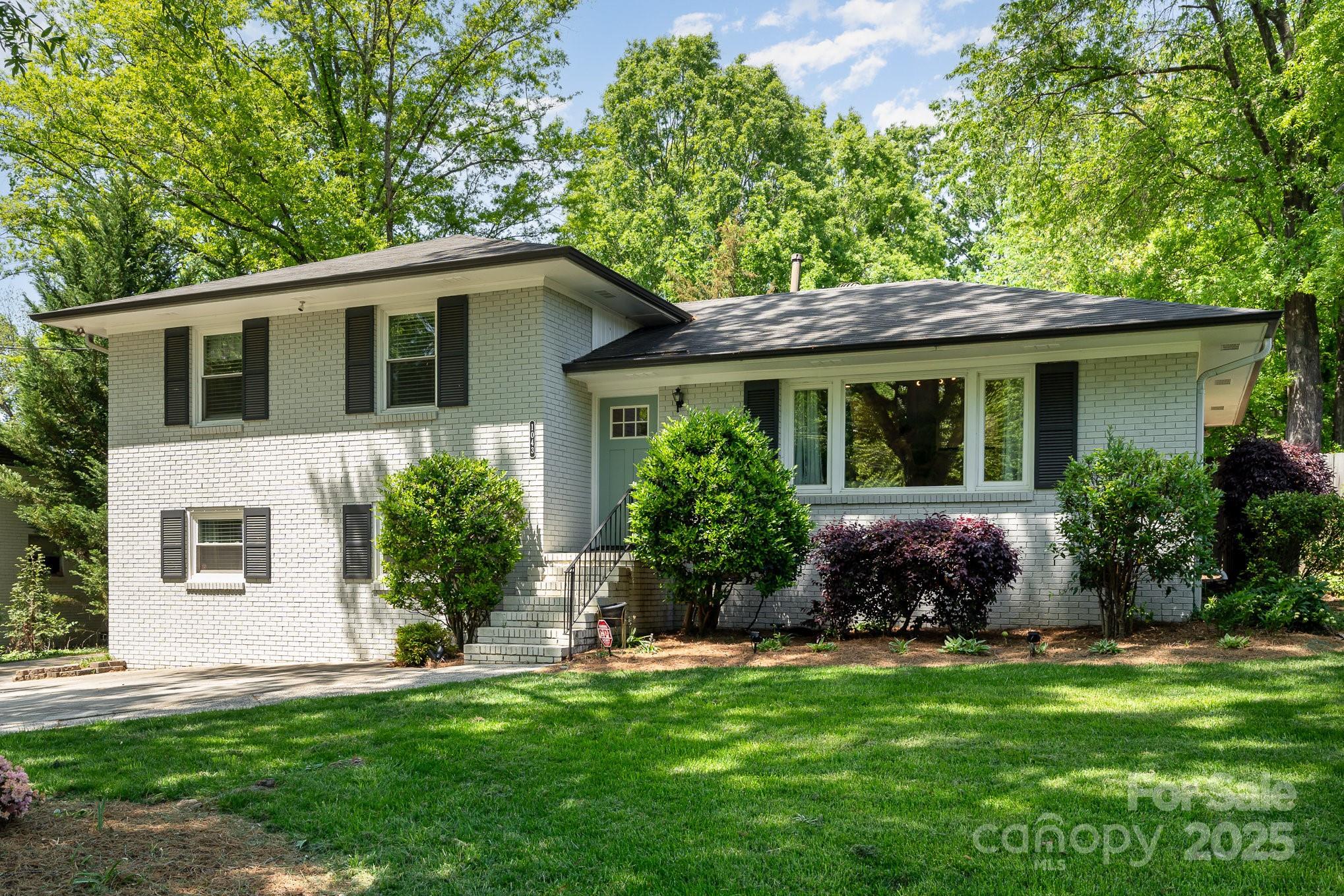 1043 Nancy Drive