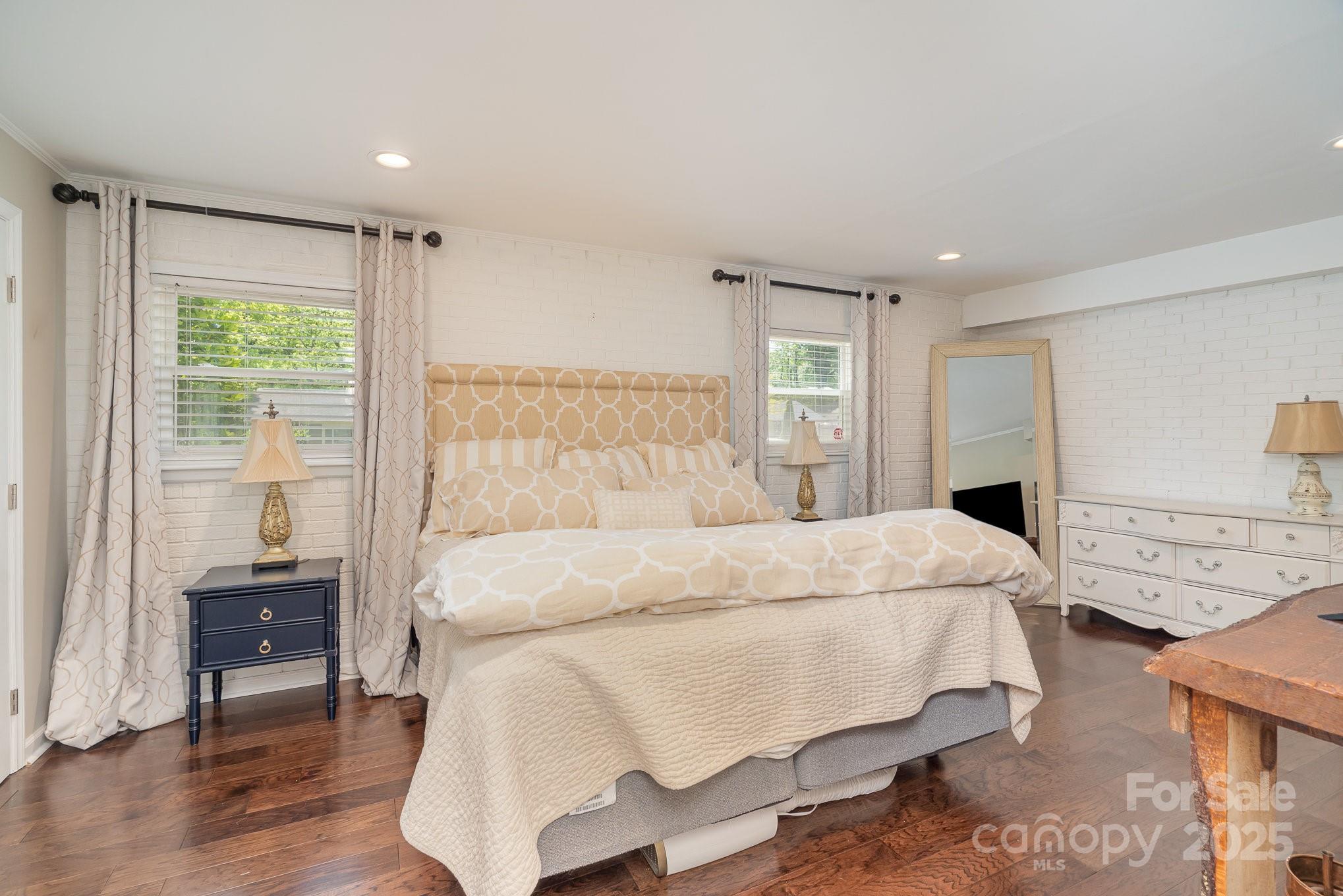 1043 Nancy Drive