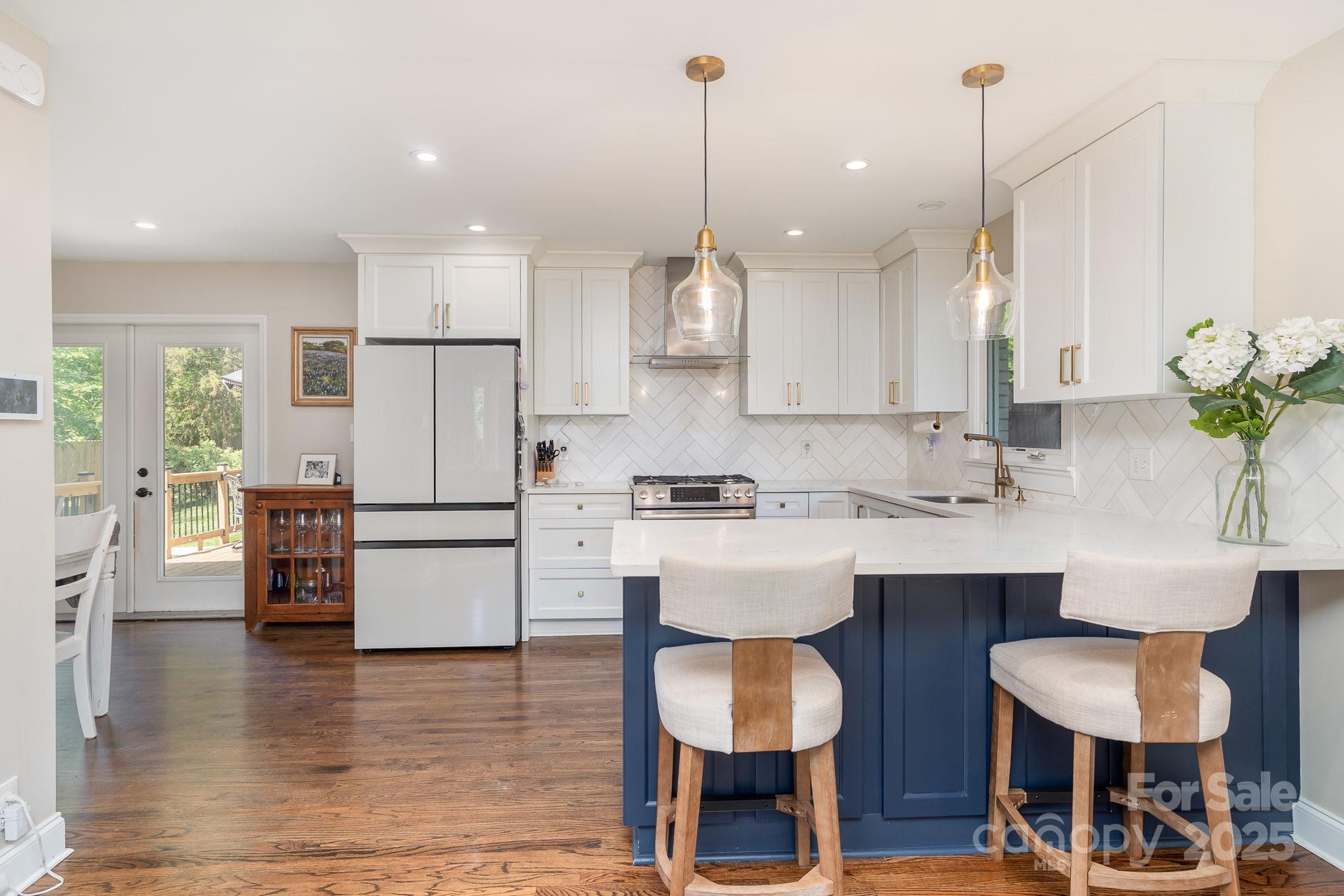 1043 Nancy Drive