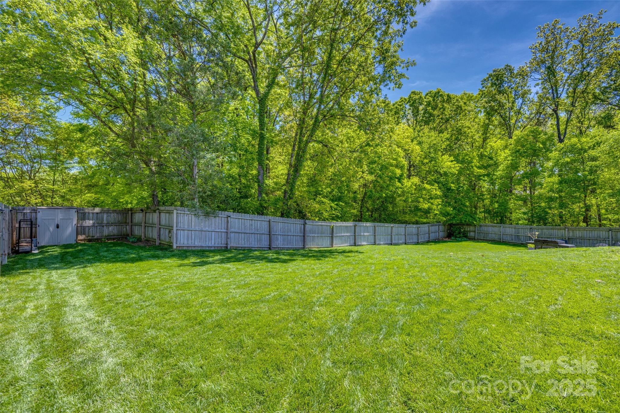 7300 Chatterbird Court
