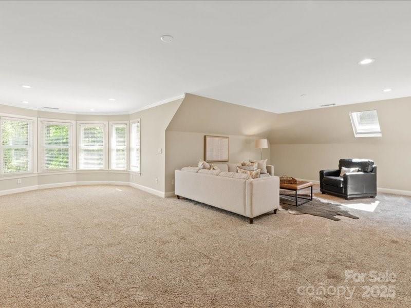 5809 Woodleigh Oaks Drive