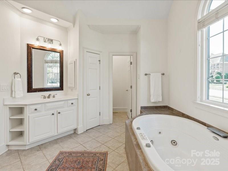 5809 Woodleigh Oaks Drive