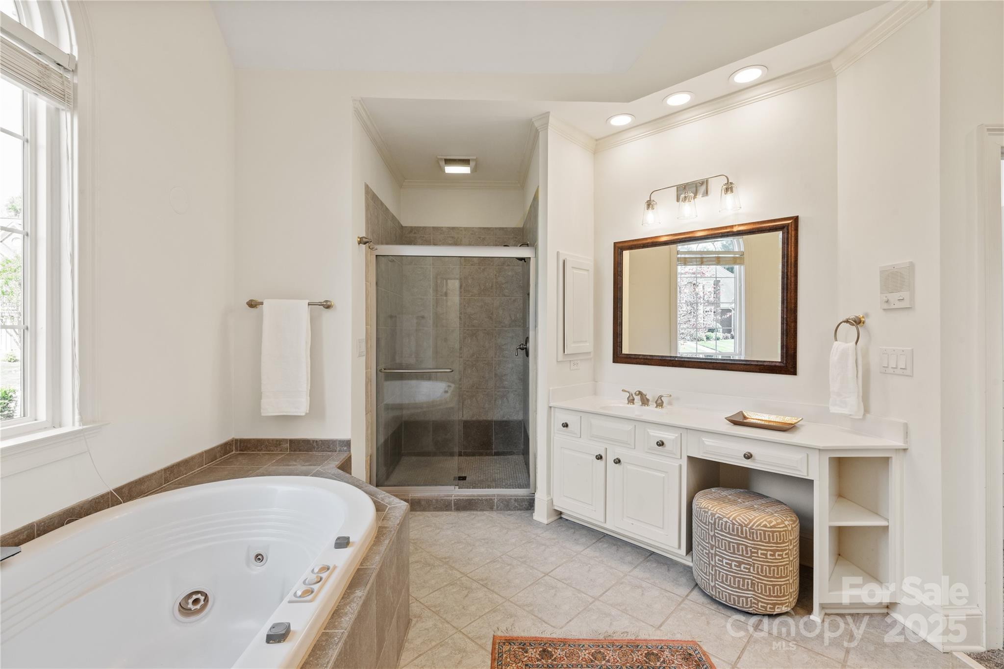 5809 Woodleigh Oaks Drive