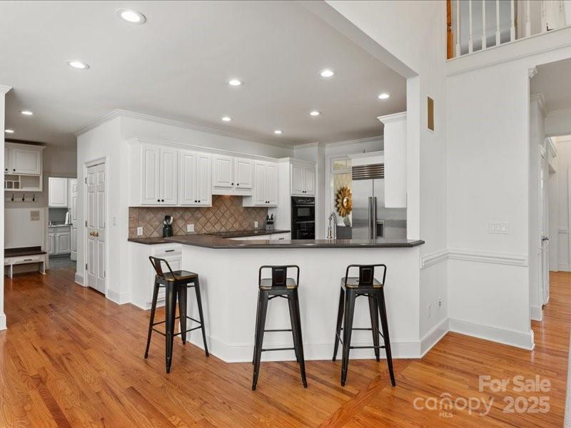5809 Woodleigh Oaks Drive