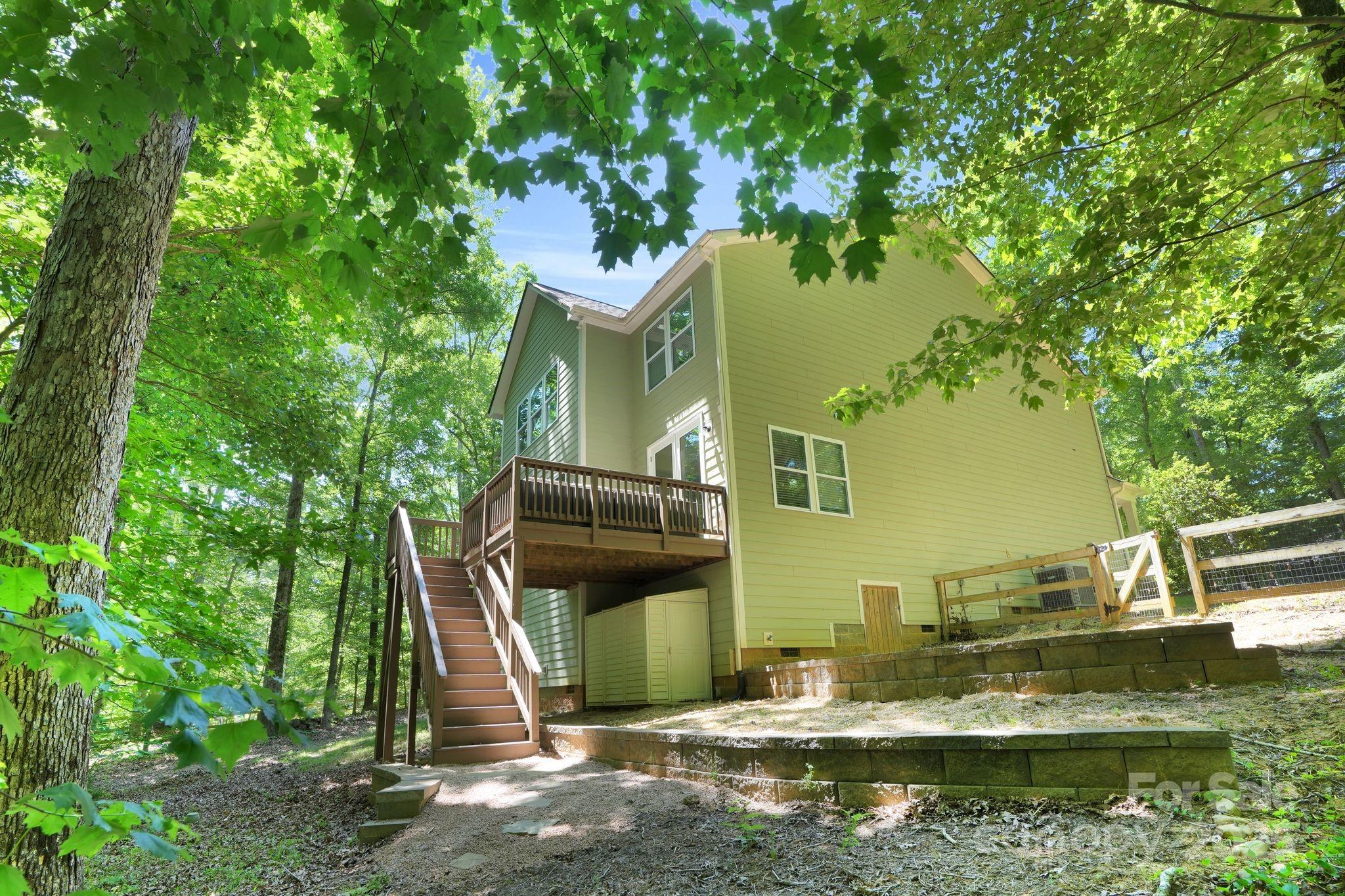 2417 Labelle Drive