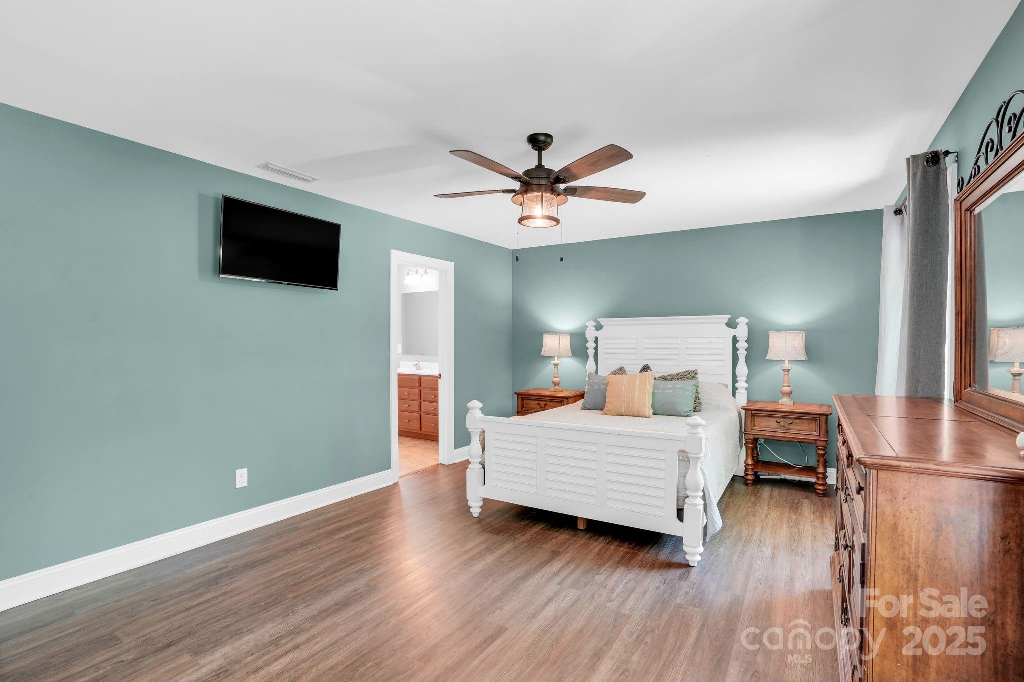 2417 Labelle Drive