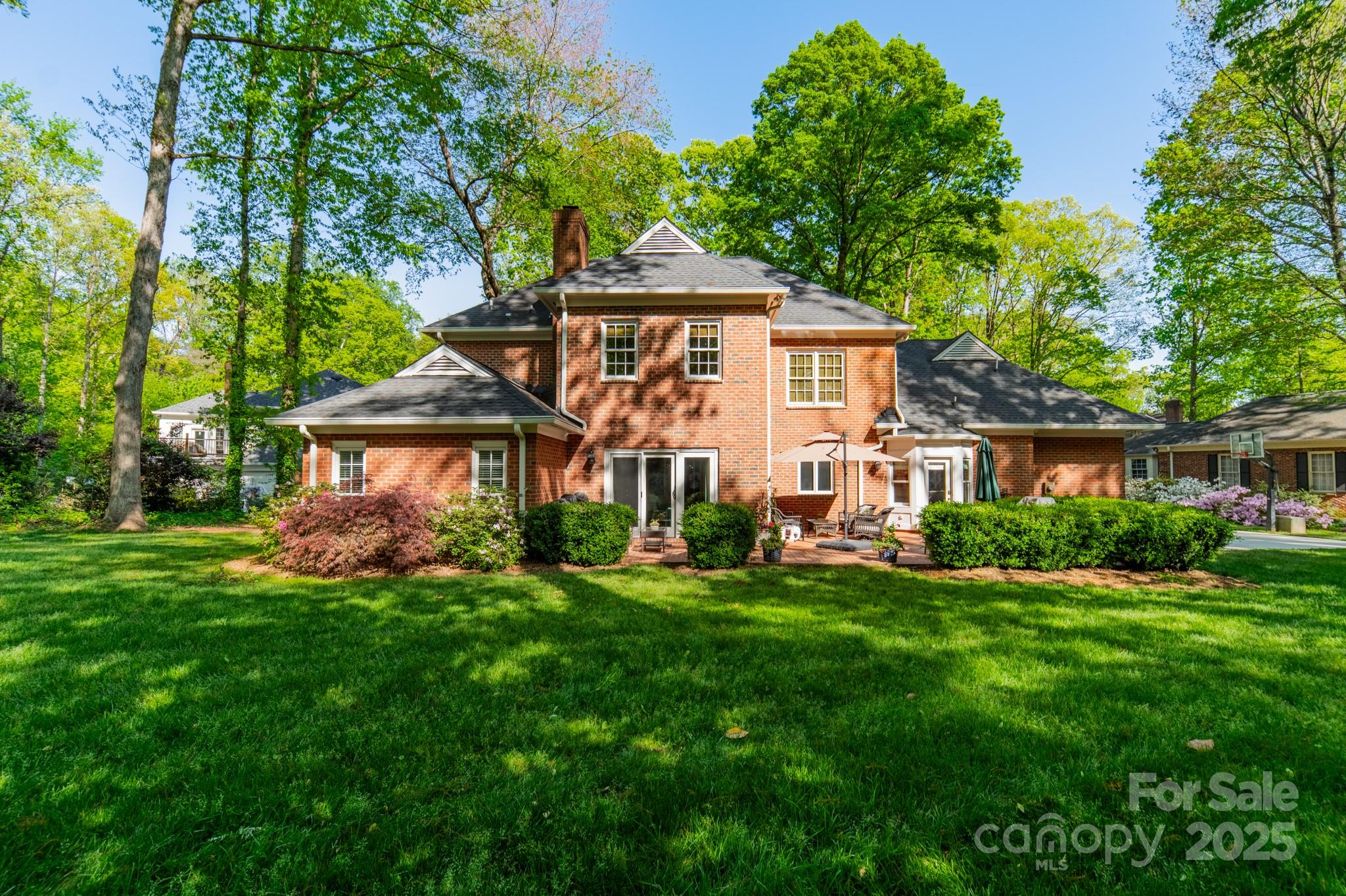 242 Beckham Court