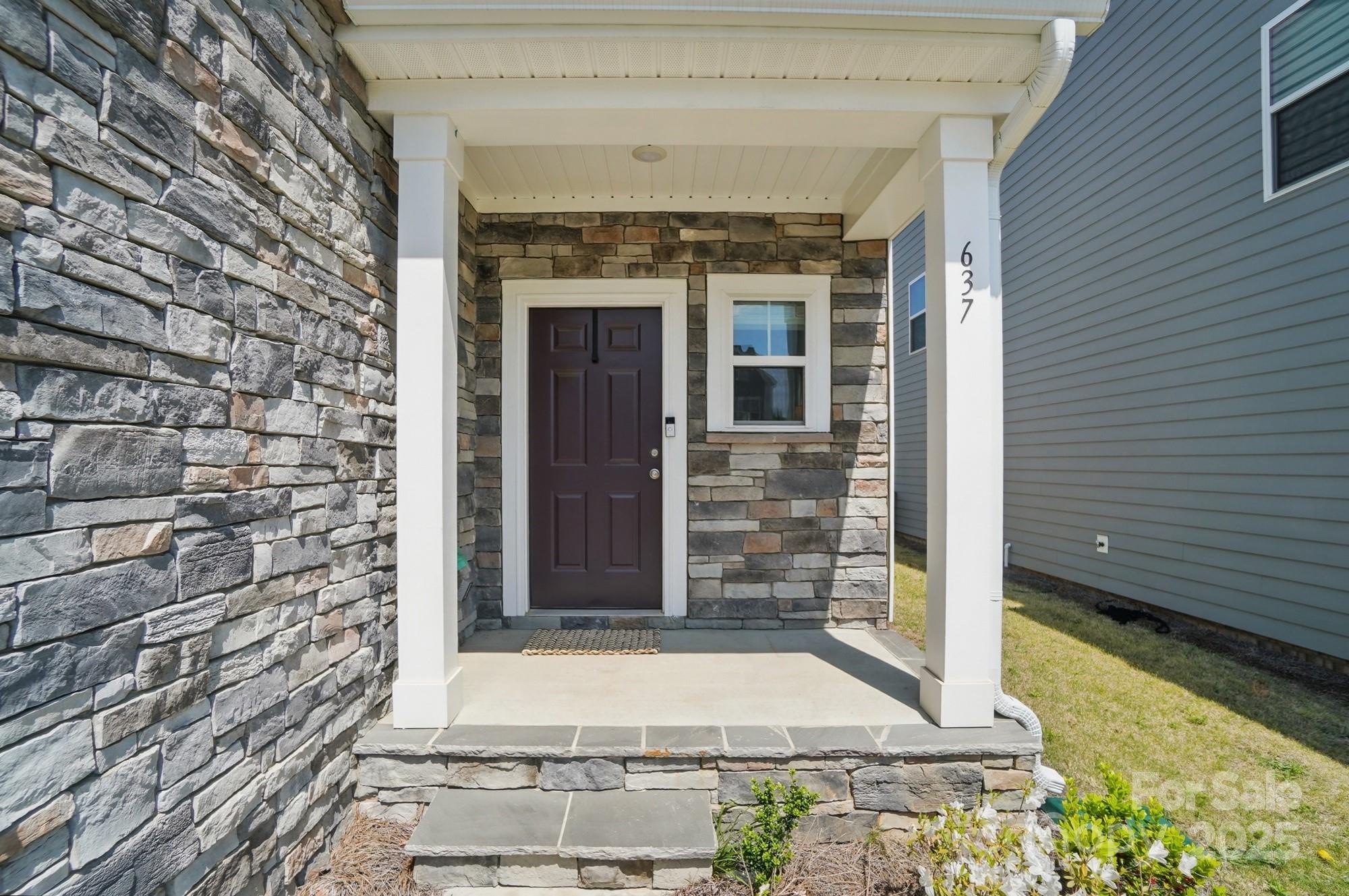 637 Scotch Meadows Loop