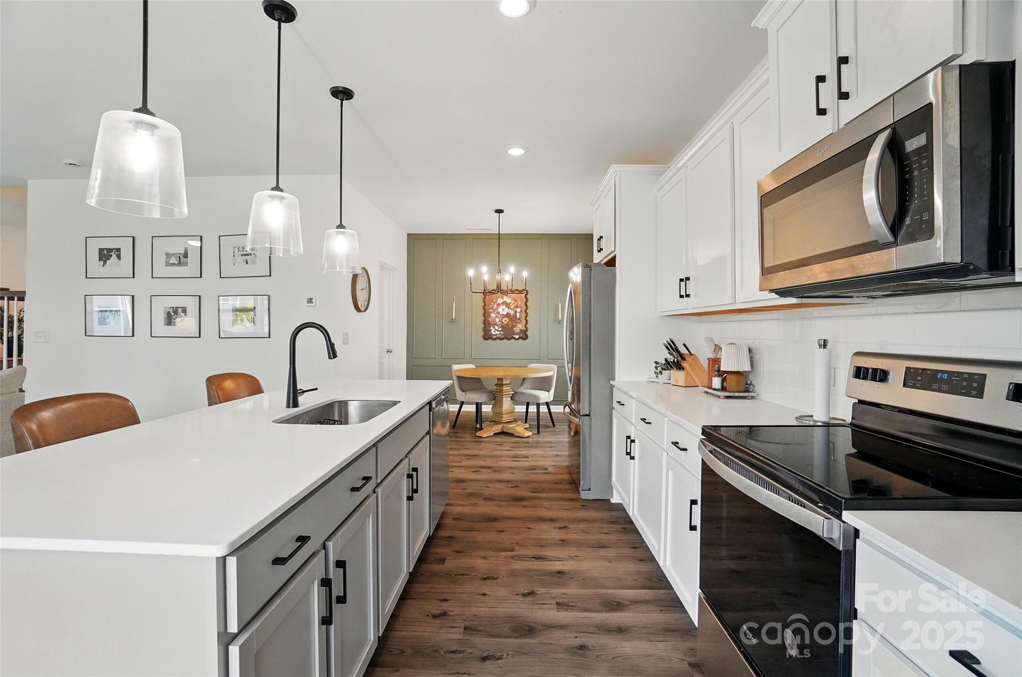 637 Scotch Meadows Loop