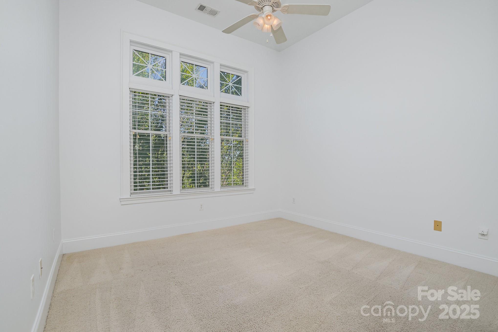 2810 Selwyn Avenue Unit: 410