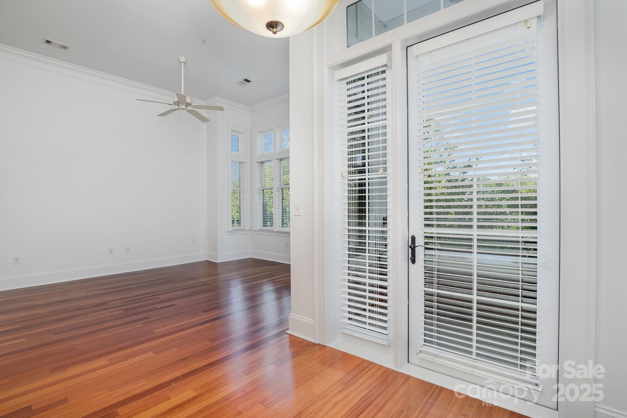 2810 Selwyn Avenue Unit: 410